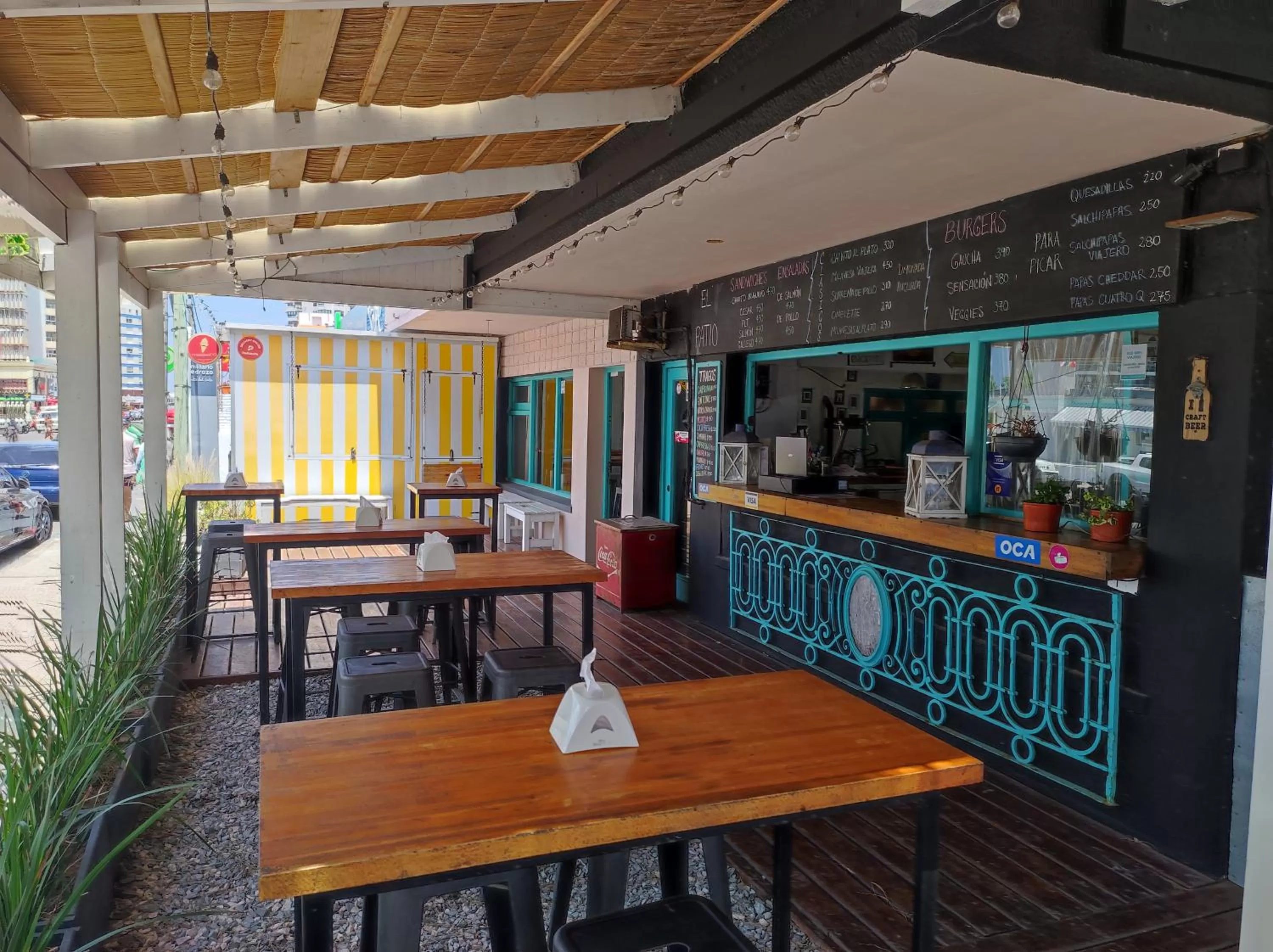 Restaurant/places to eat in VIAJERO Posada & Hostel Punta del este