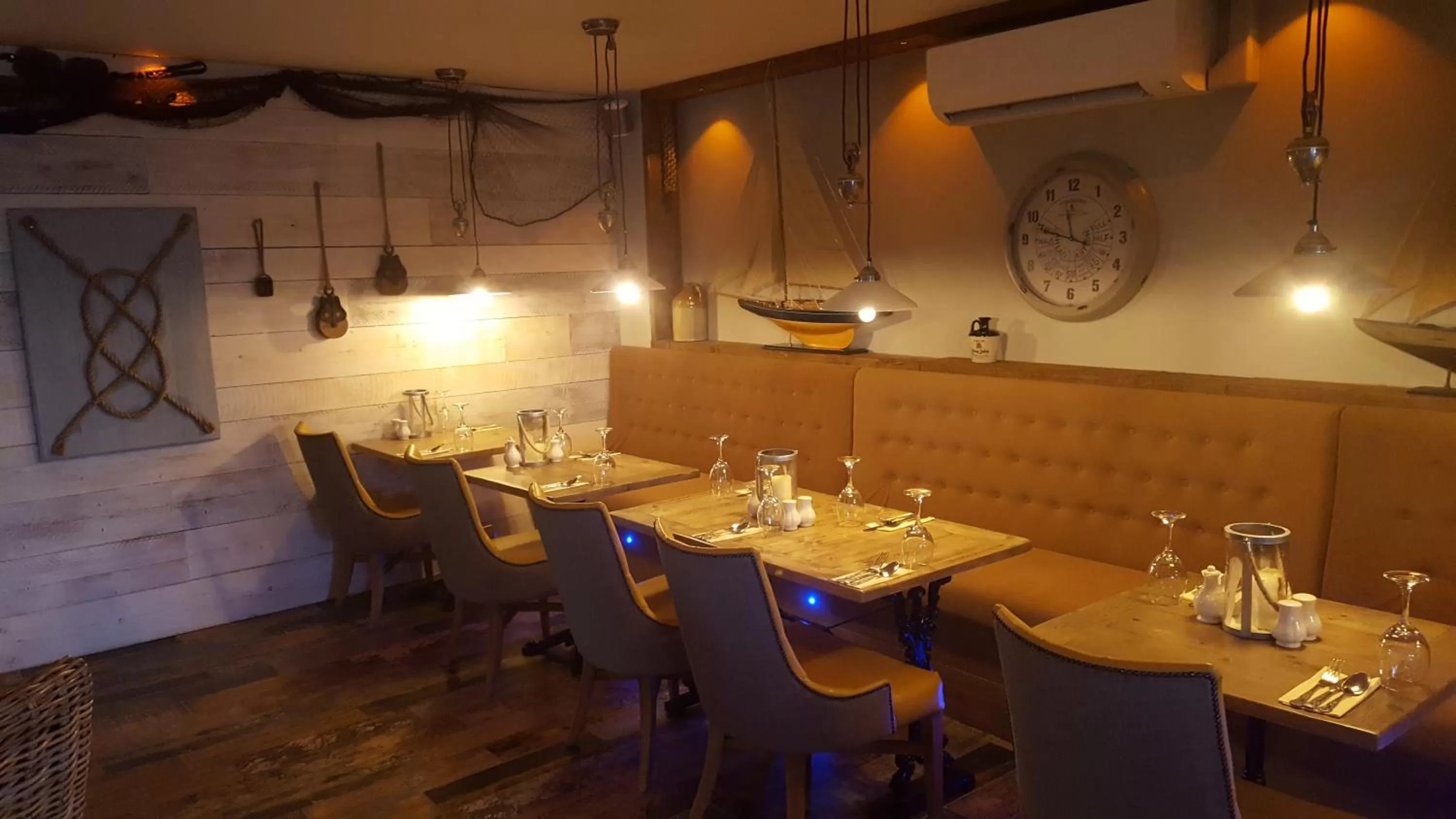 Restaurant/places to eat in The Dunes Hotel