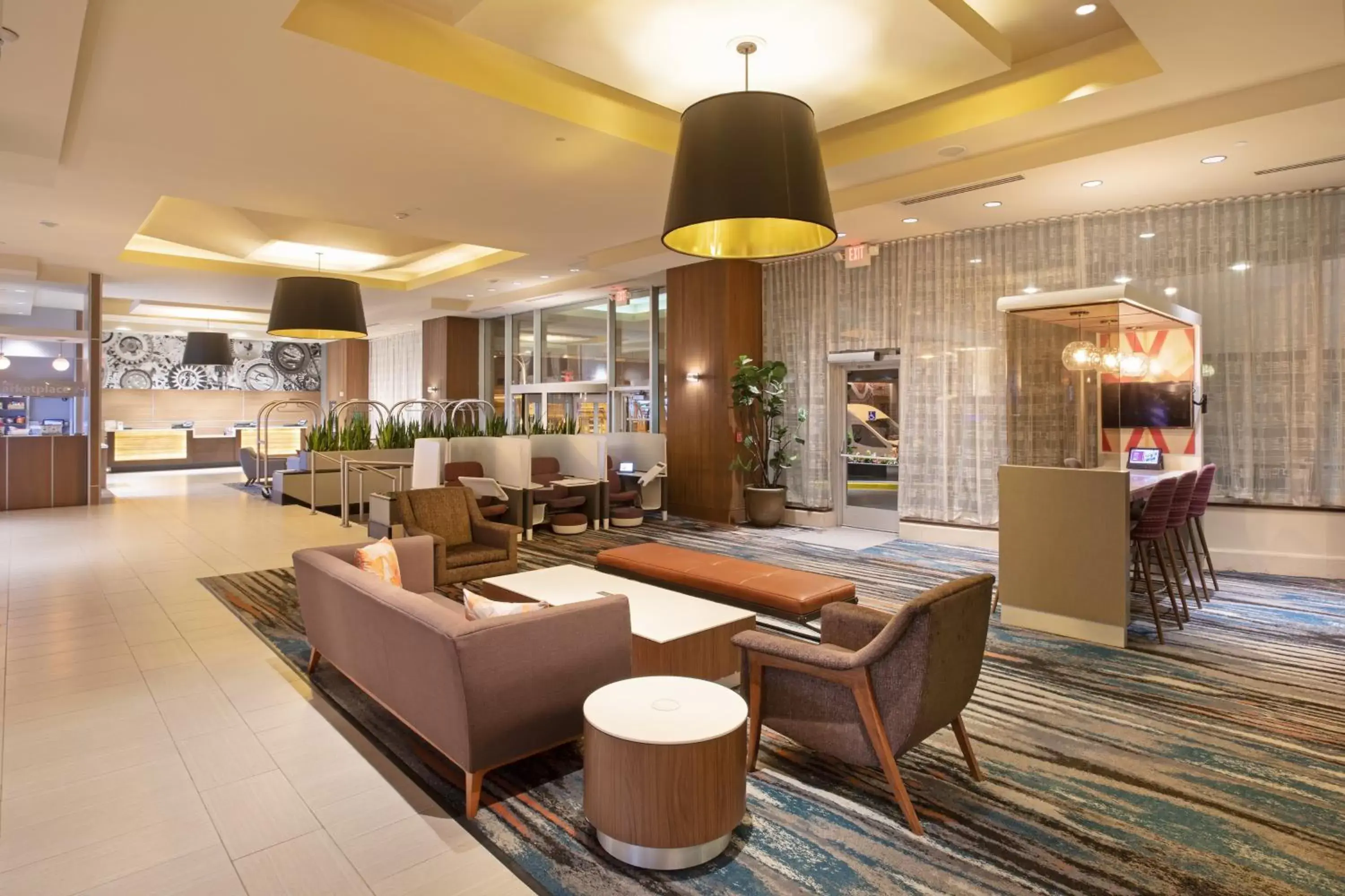 Property building, Lounge/Bar in Crowne Plaza Kansas City Downtown, an IHG Hotel