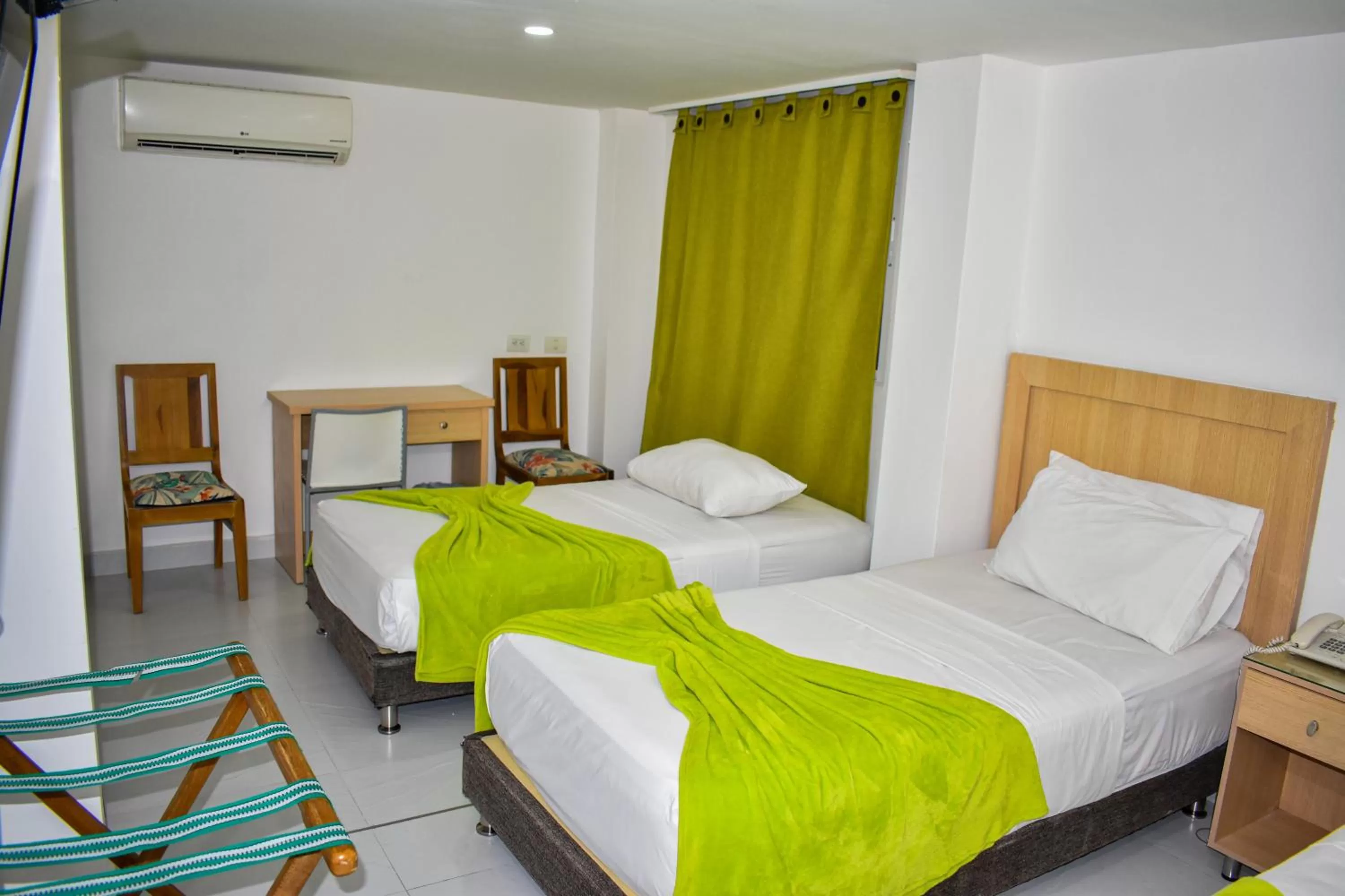 People, Bed in Hotel Isla Capri