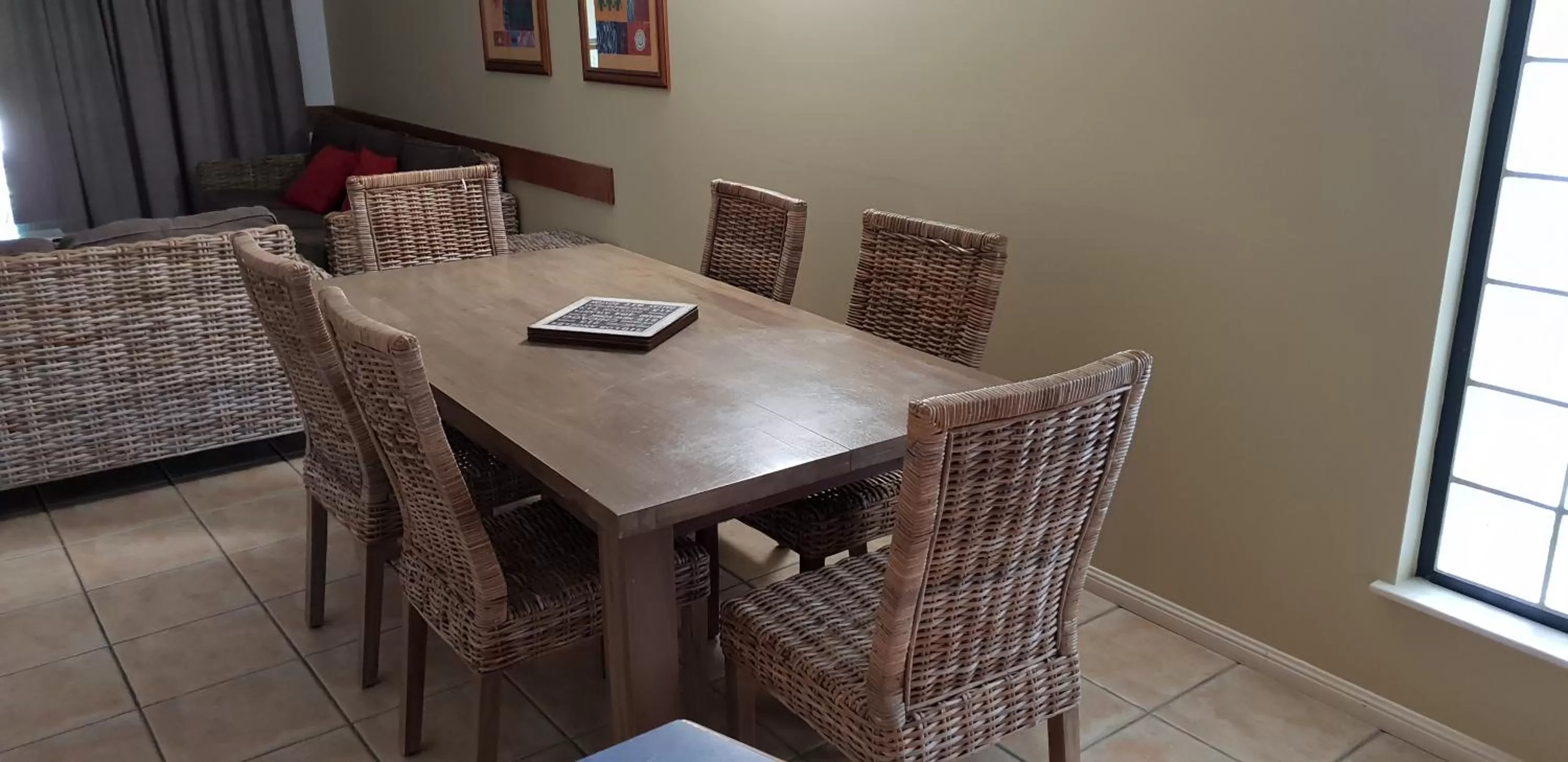 Dining area in Nautilus Holiday Apartments