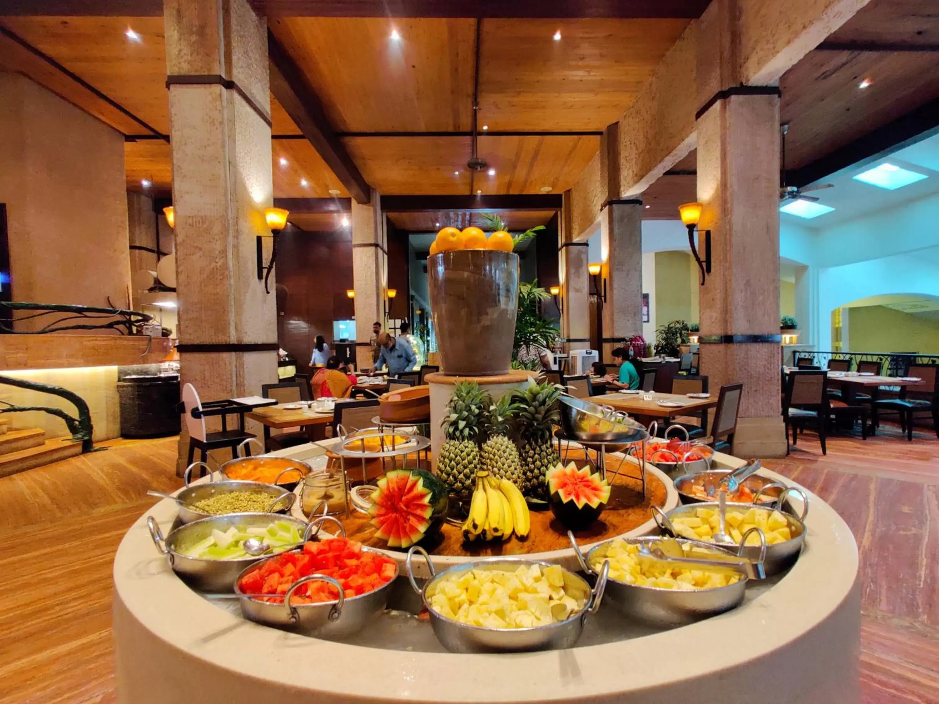 Food and drinks in Fariyas Resort Lonavala