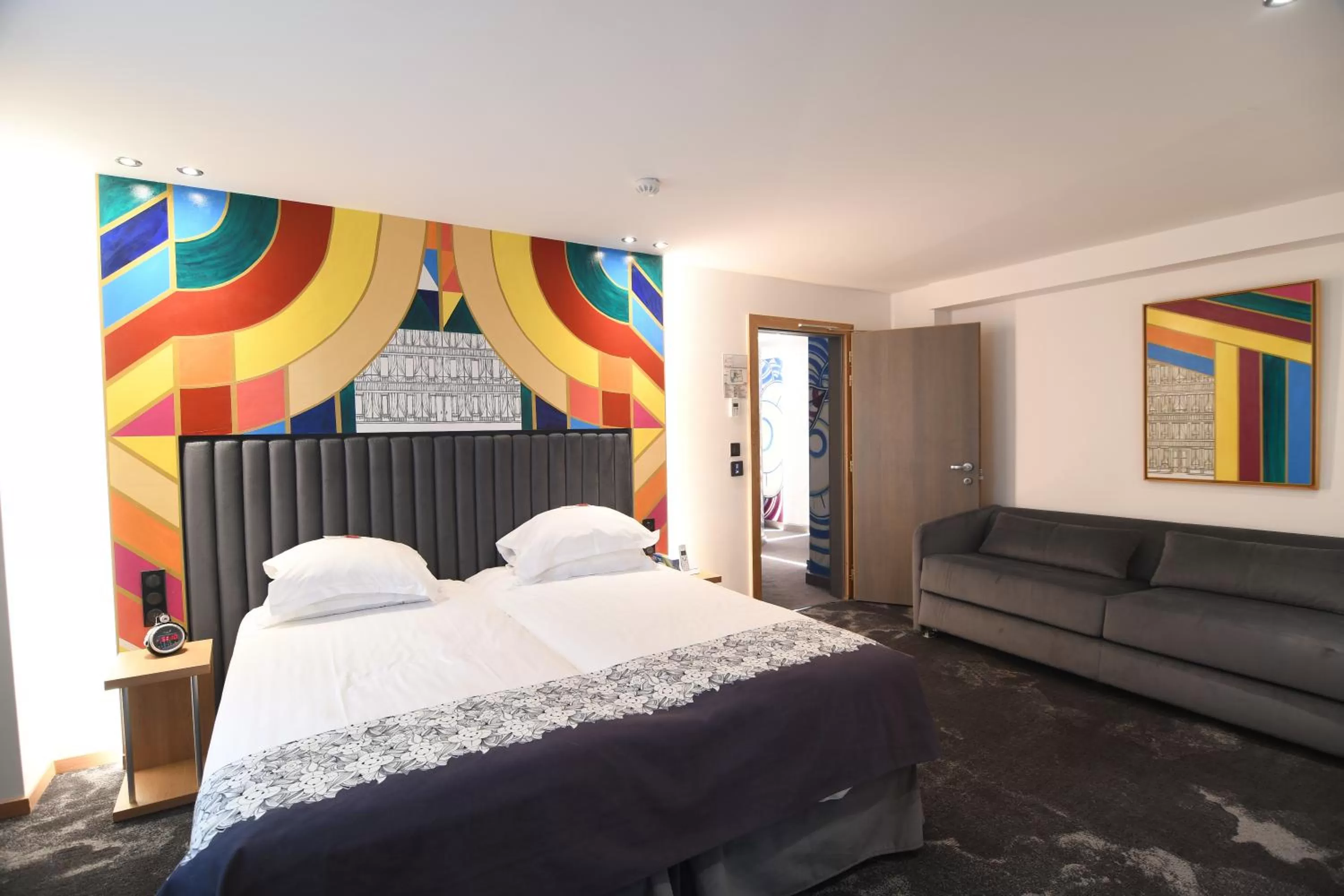 Decorative detail, Bed in Hotel Aida Opera