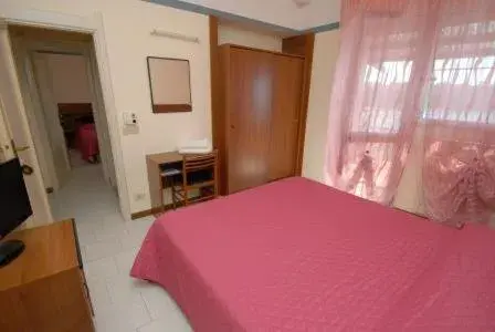 Bedroom, Bed in Hotel Baia Del Sorriso