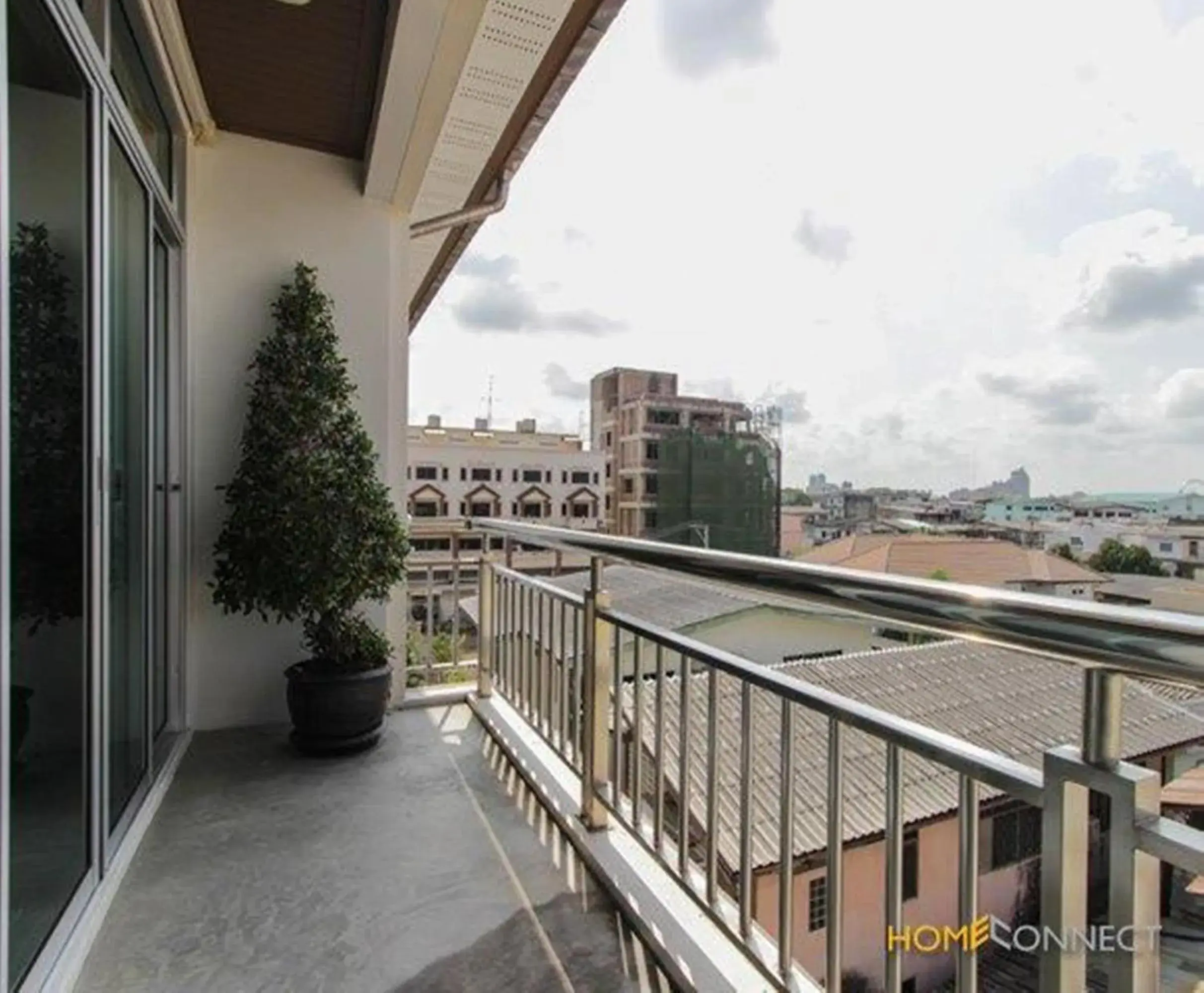 Balcony/Terrace in T Series Place Serviced Apartment