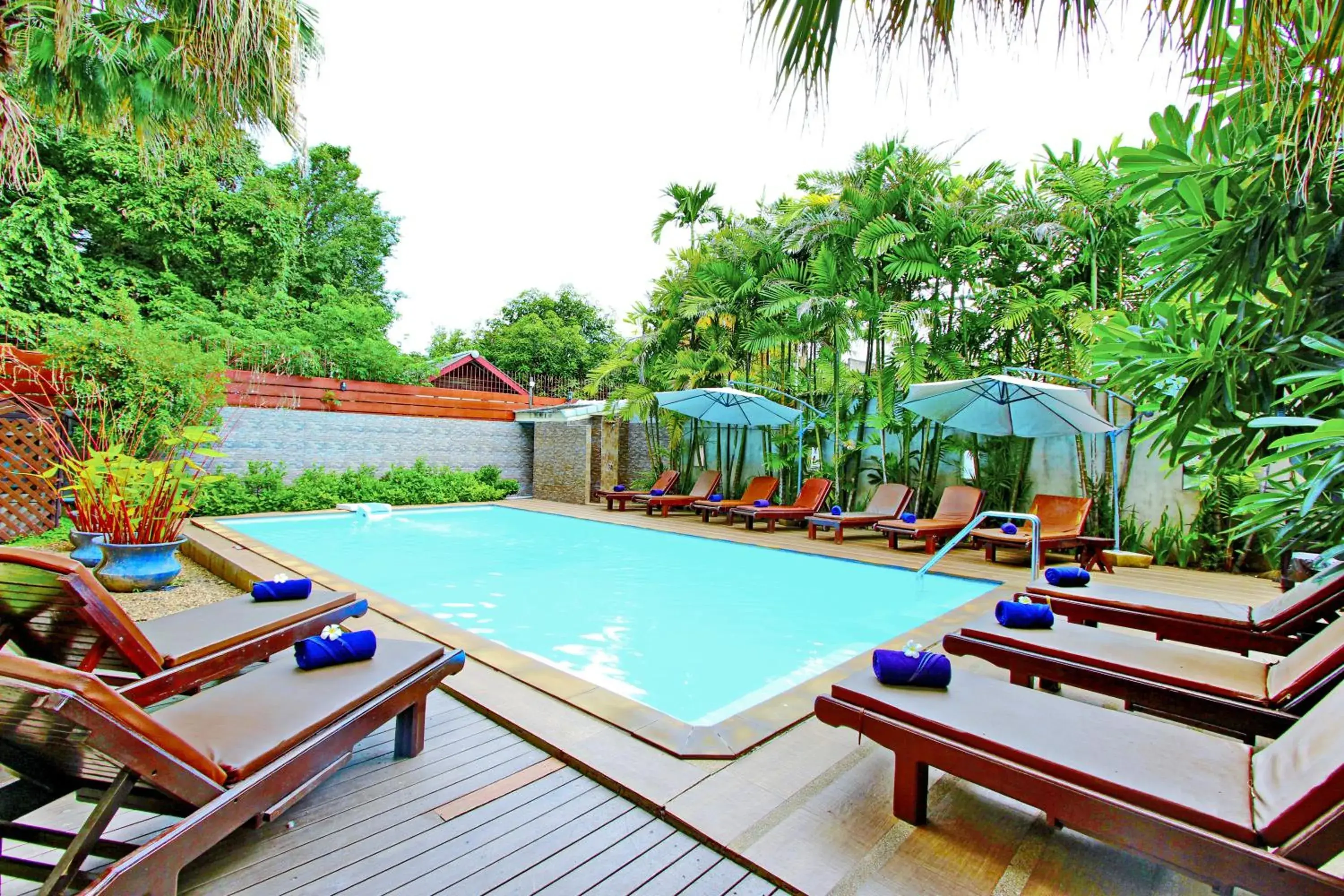 Activities, Swimming Pool in Shewe Wana Suite Resort