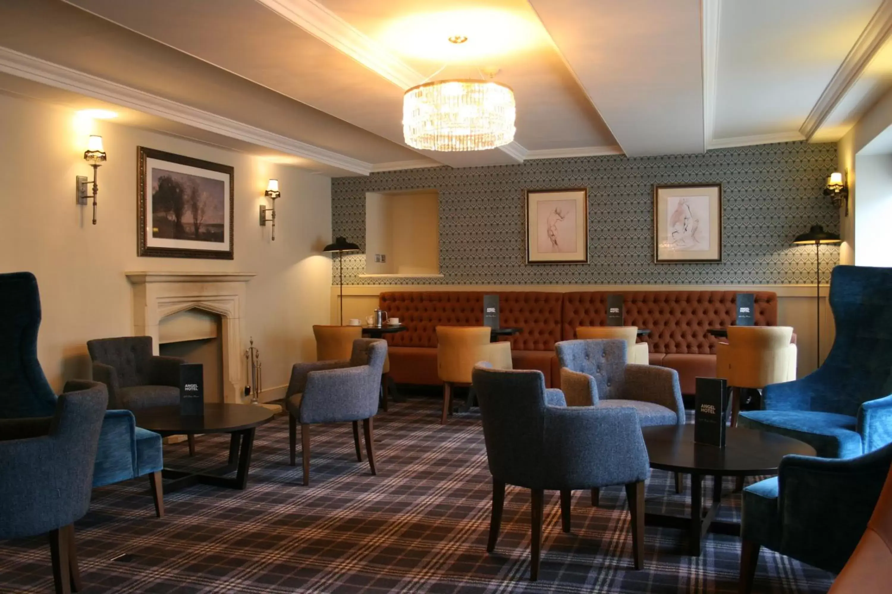 Lounge or bar, Restaurant/Places to Eat in Best Western Plus Angel Hotel