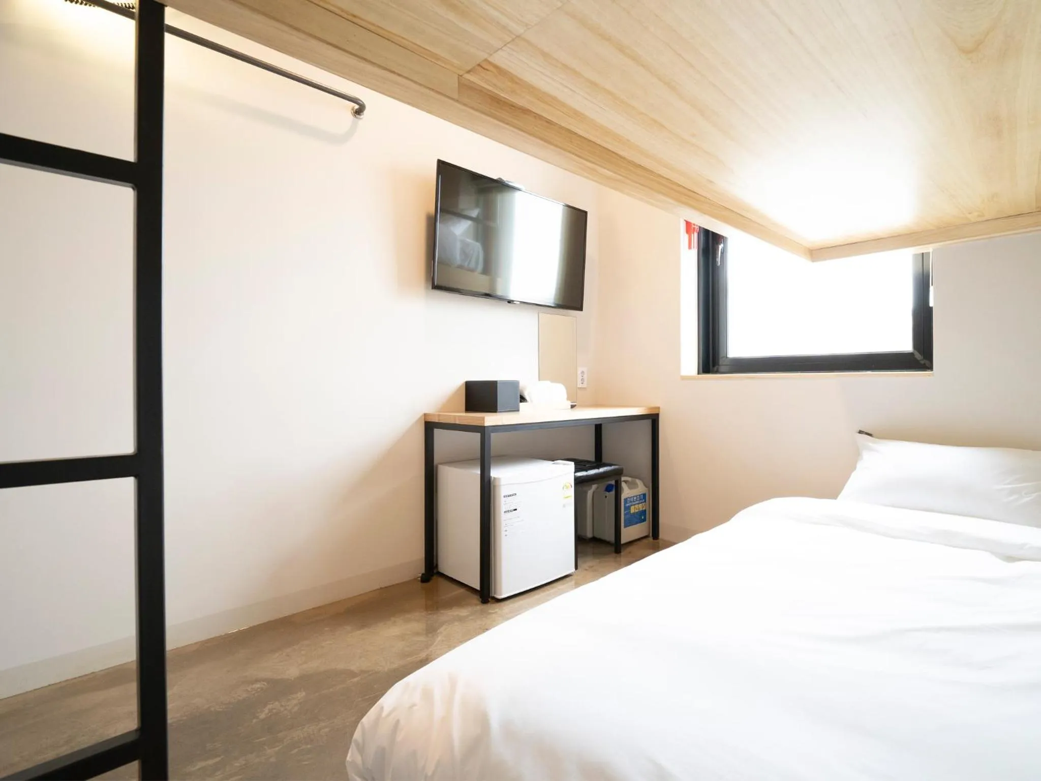 bunk bed, Bed in Wegoinn Hostel