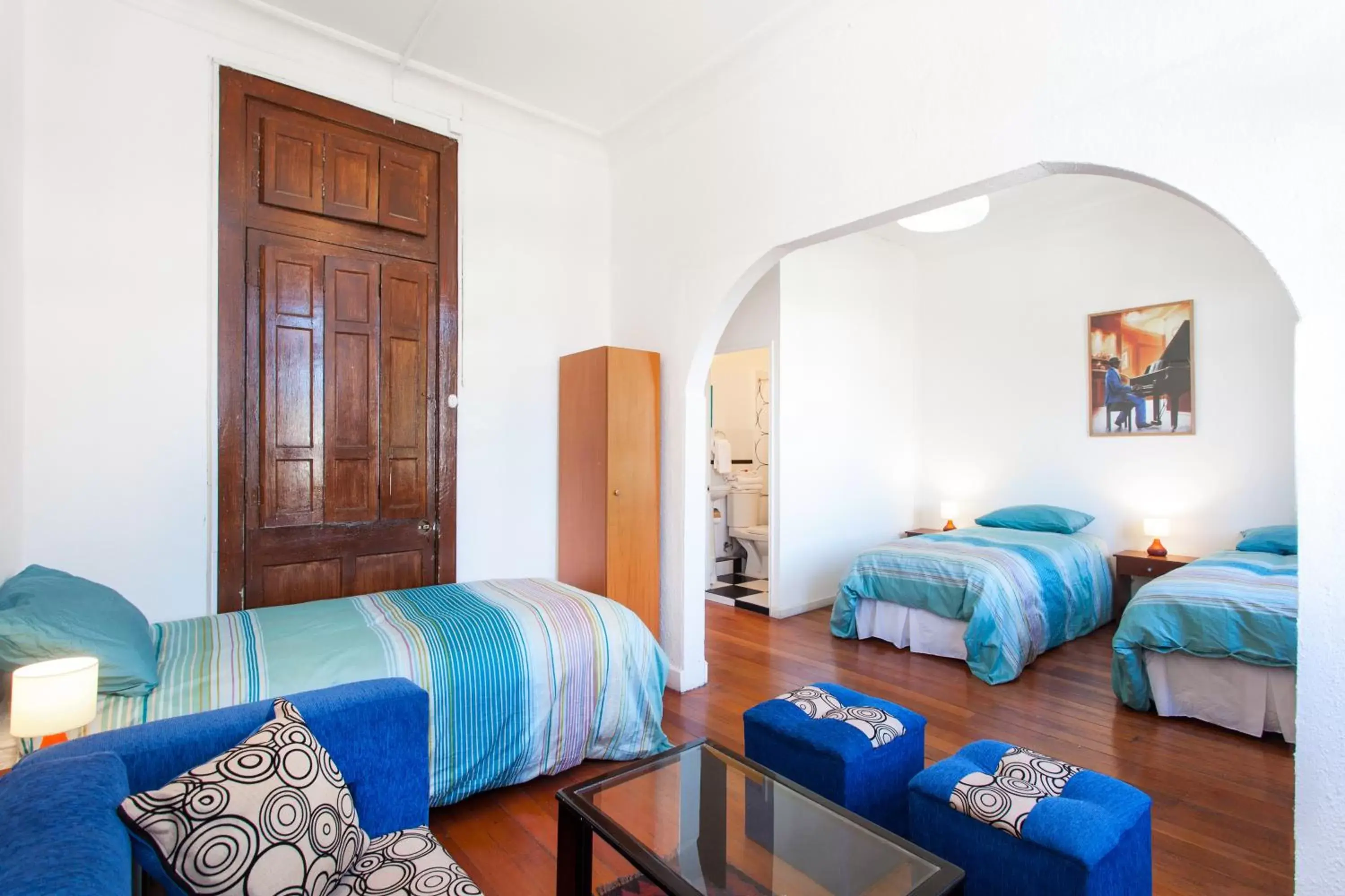 Triple Room with Private Bathroom in Italia Suite Triple Room with Private Bathroom in Italia Suite