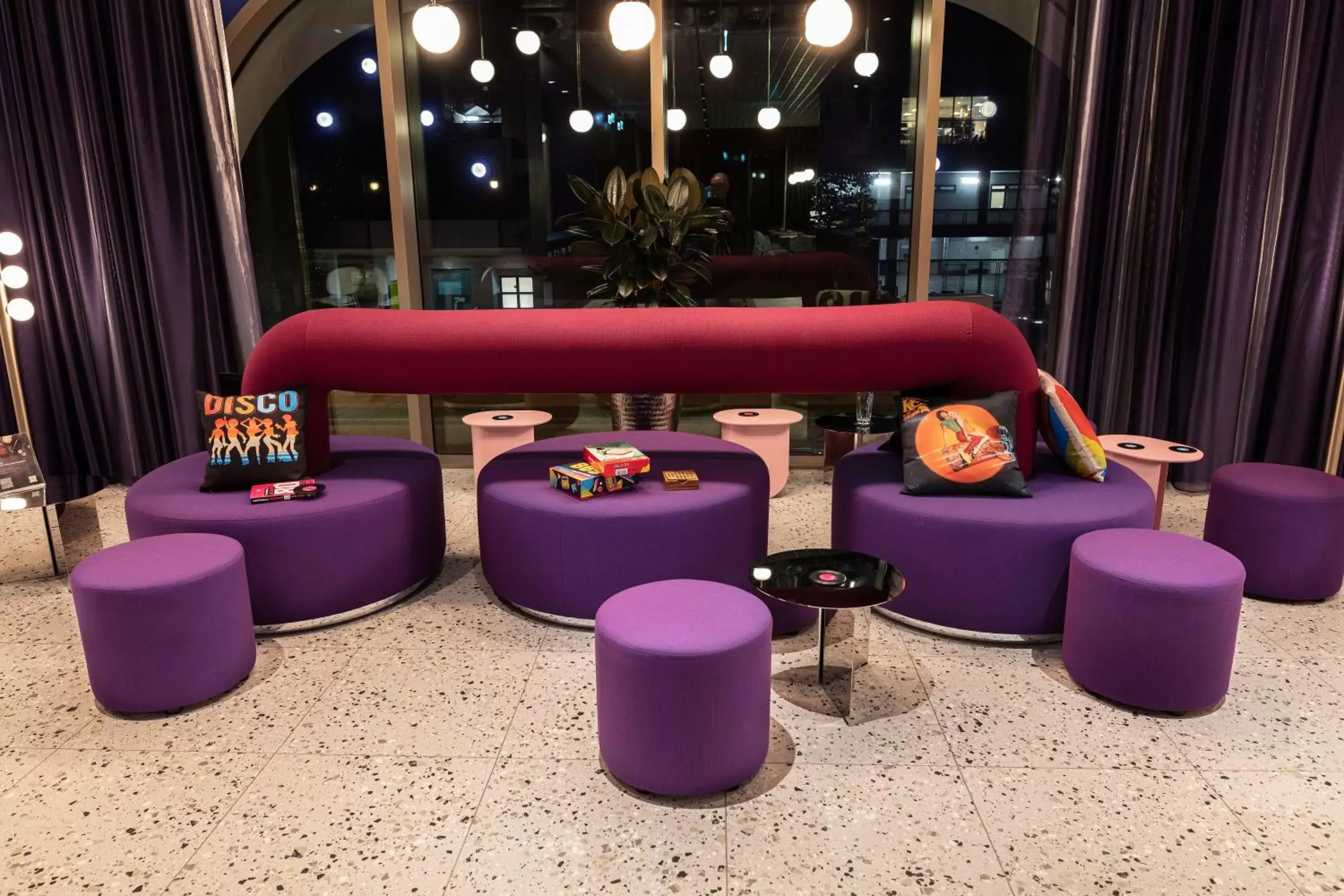 Lounge or bar in ibis Styles Muenchen Perlach Lounge or bar in ibis Styles Muenchen Perlach