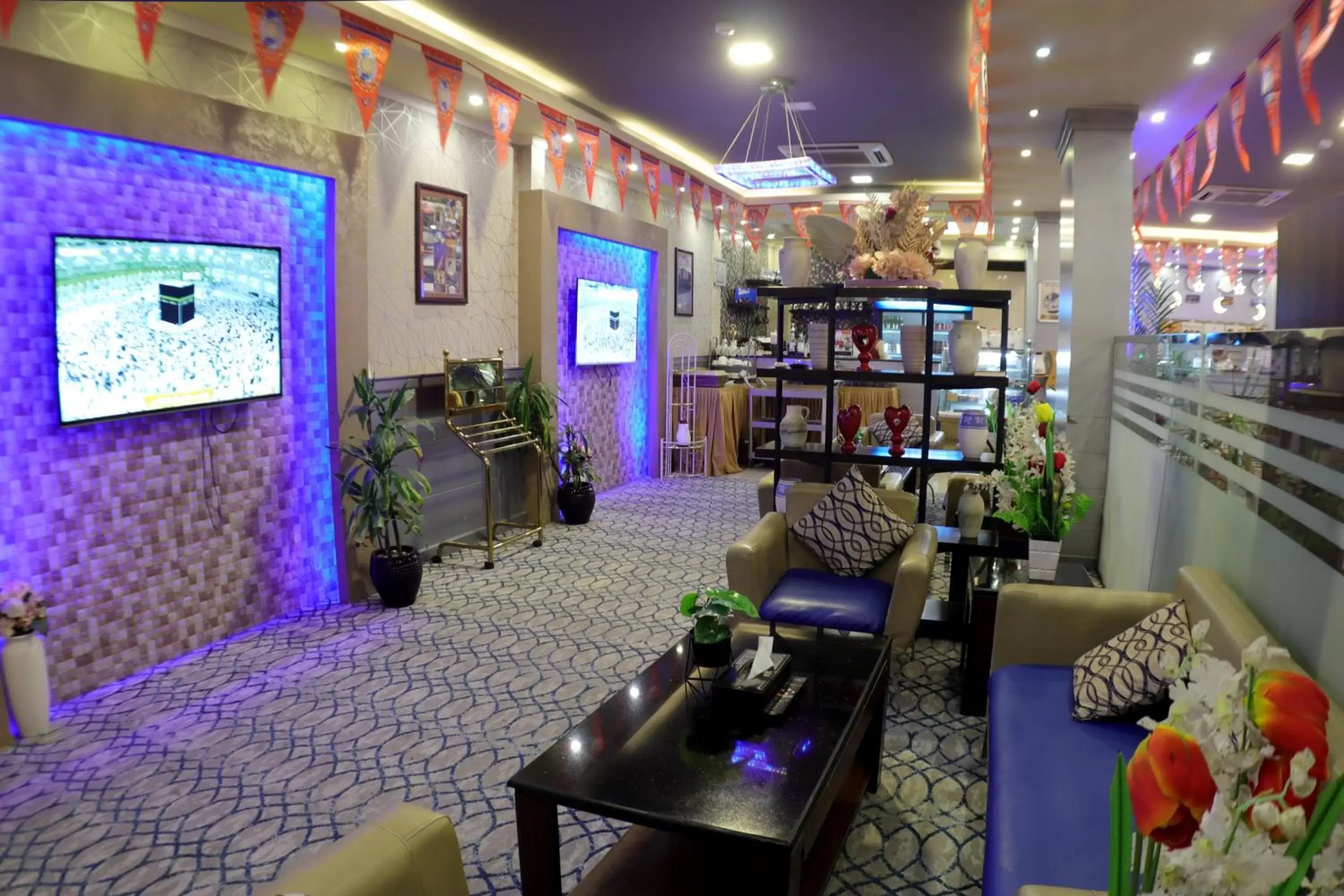 Lobby or reception in Maskan Al Dyafah Hotel Apartments 2