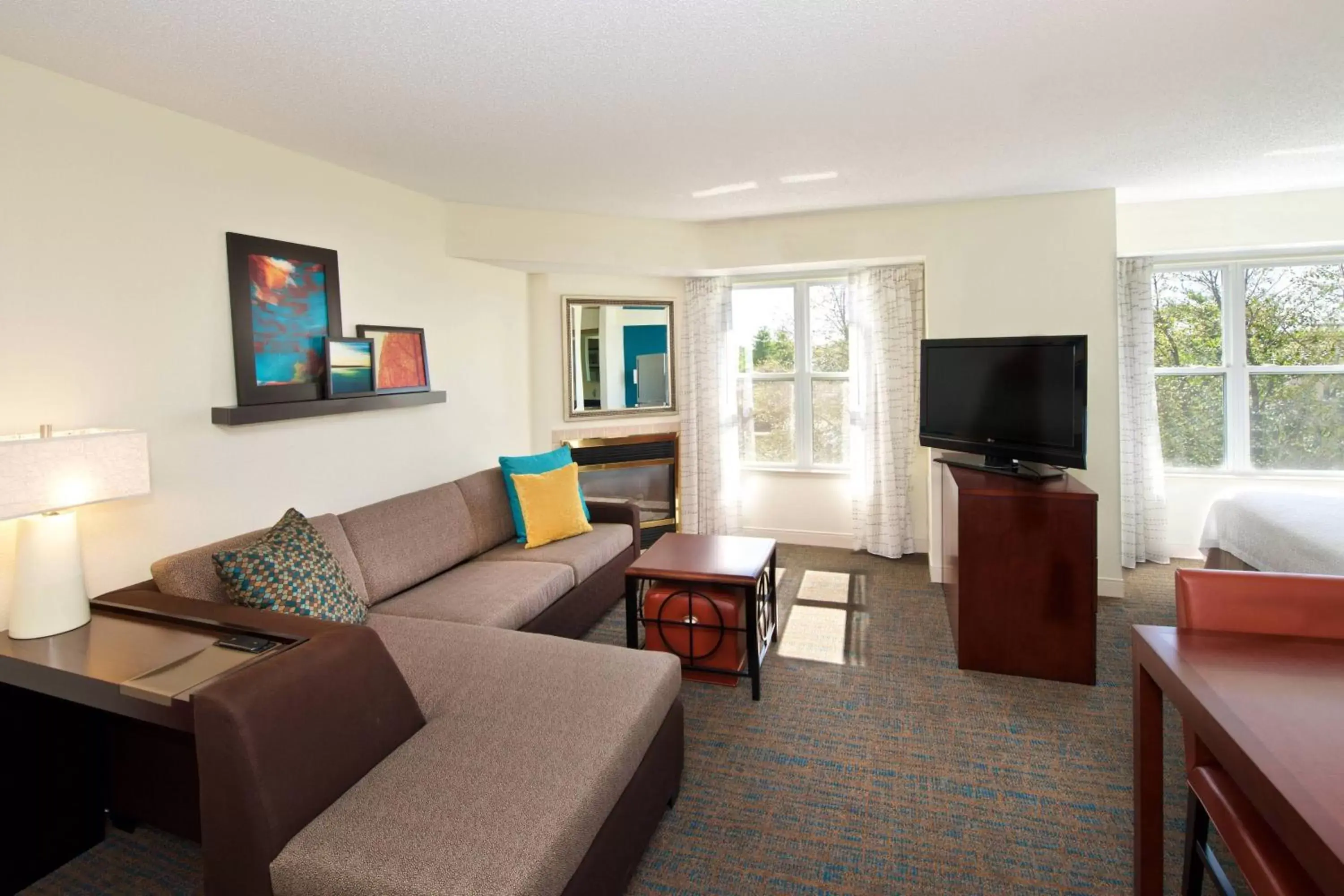 Photo of the whole room, Seating Area in Residence Inn by Marriott Evansville East