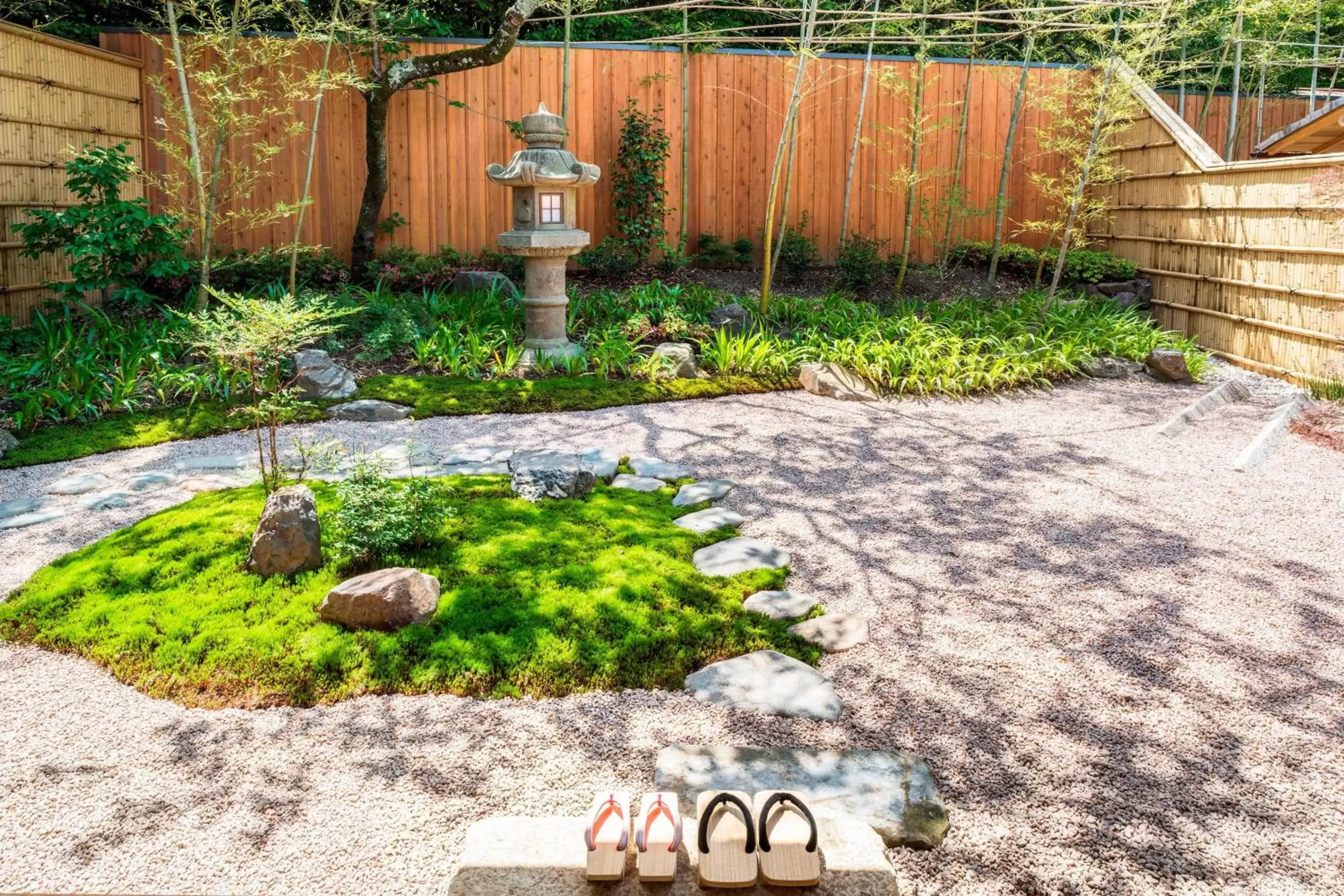 Bedroom, Garden in Suiran, a Luxury Collection Hotel, Kyoto