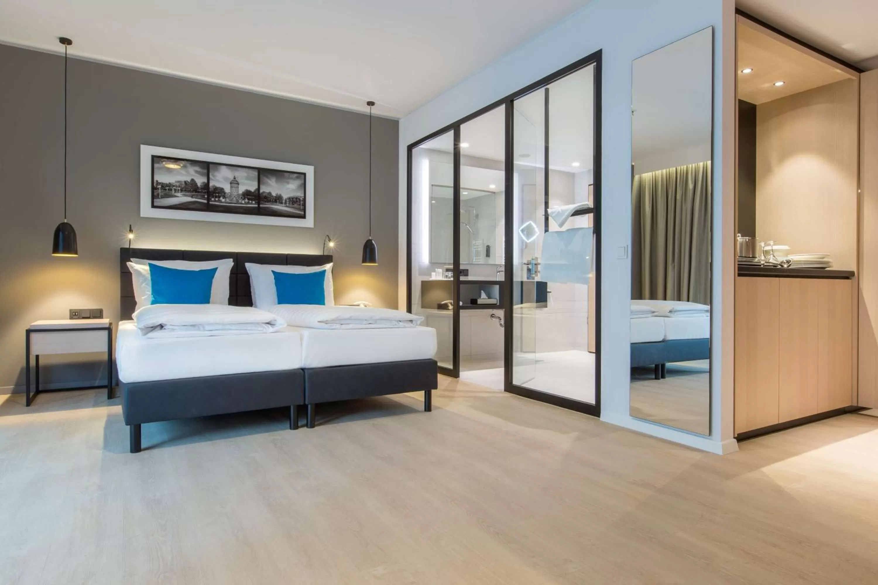 Photo of the whole room, Bed in Radisson Blu Hotel, Mannheim