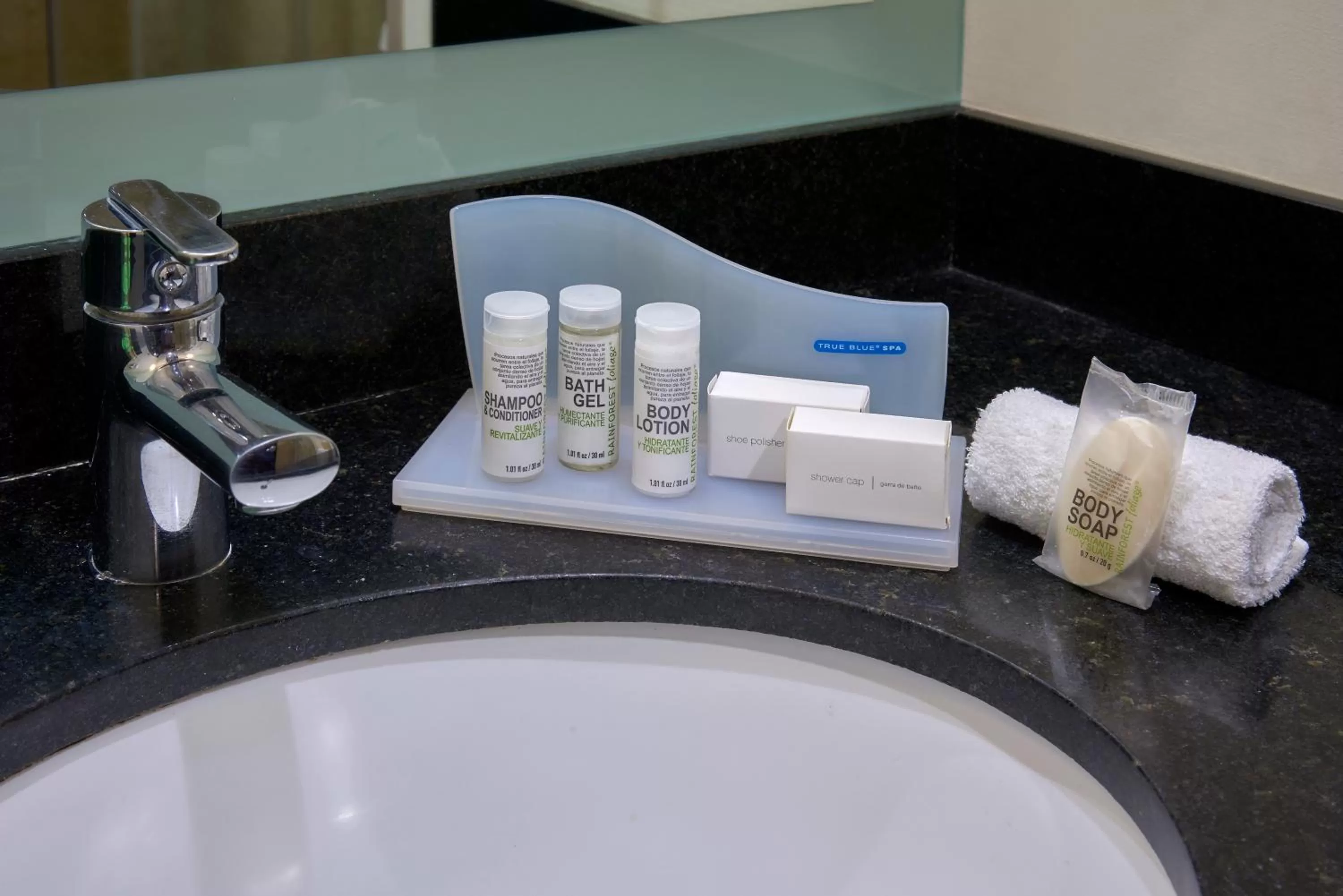 Bathroom in Wyndham Garden Mexico City - Polanco