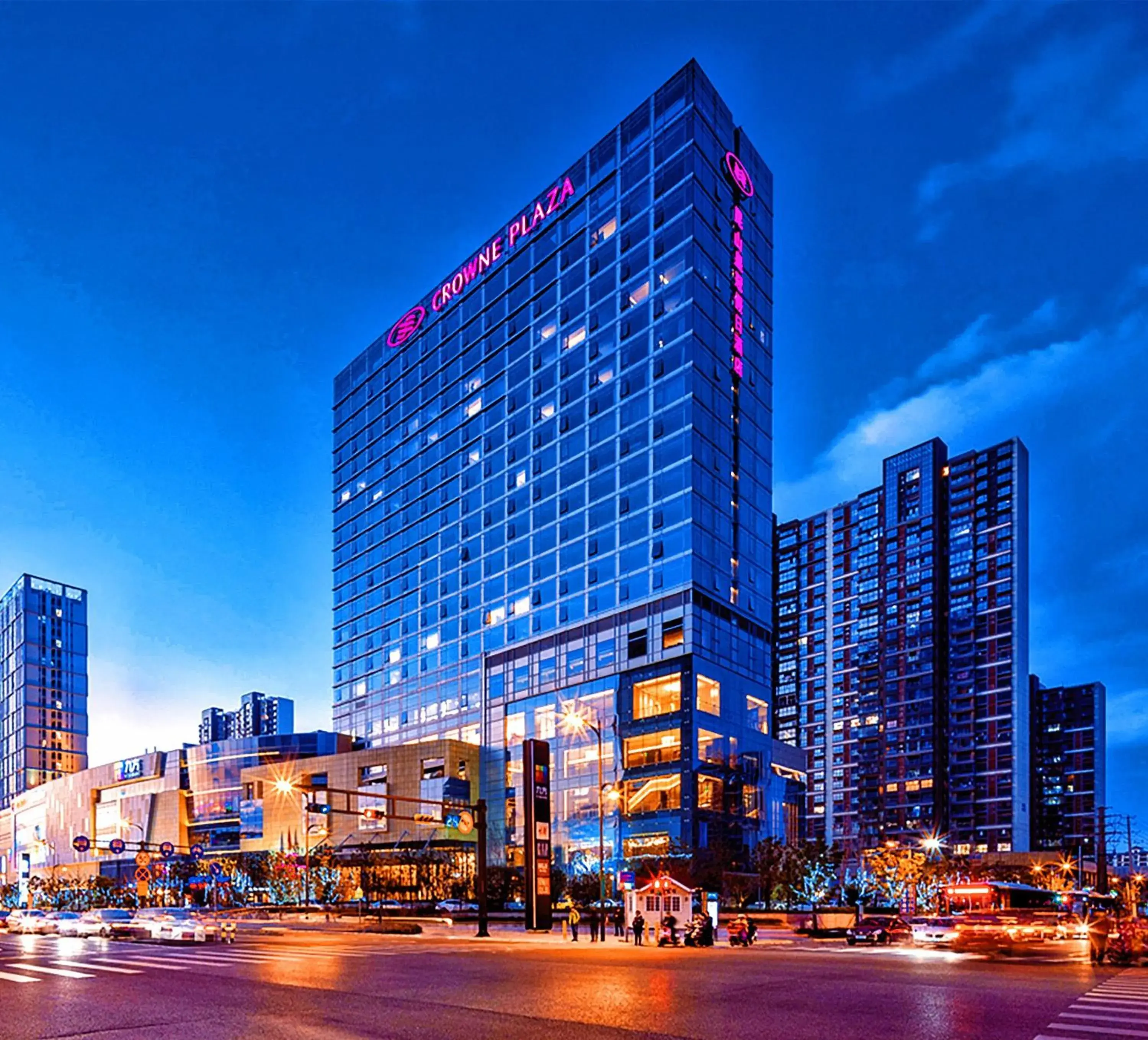 Property building in Crowne Plaza Kunshan by IHG Property building in Crowne Plaza Kunshan by IHG