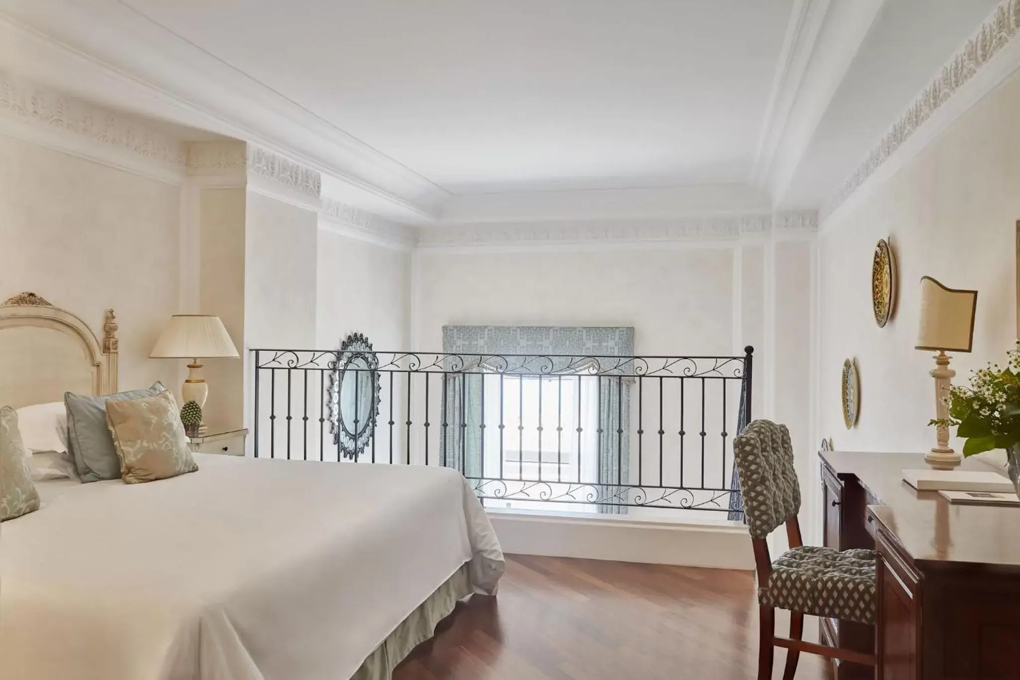 Bedroom in Grand Hotel Timeo, A Belmond Hotel, Taormina