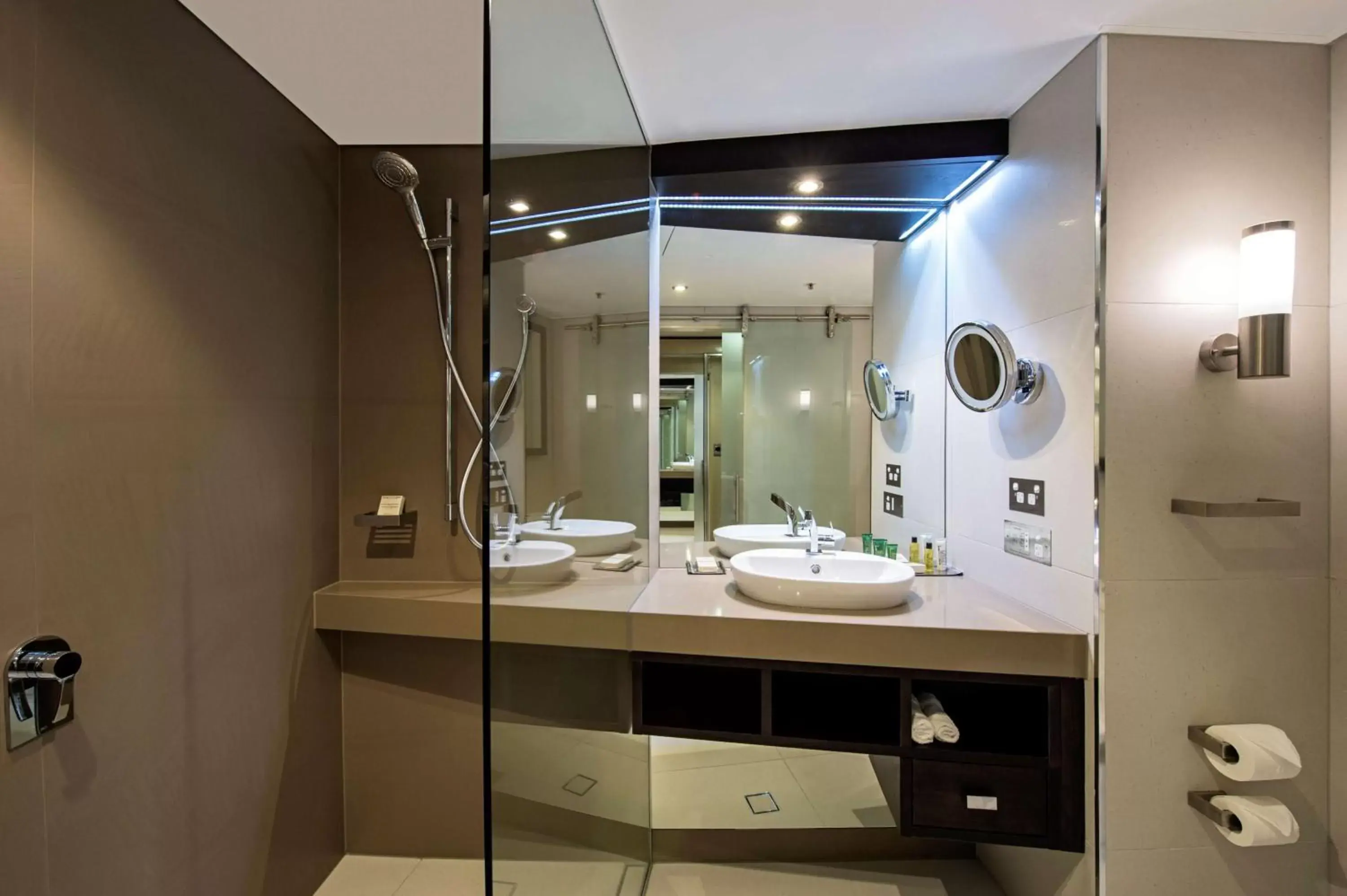 Bathroom in Hilton Darwin