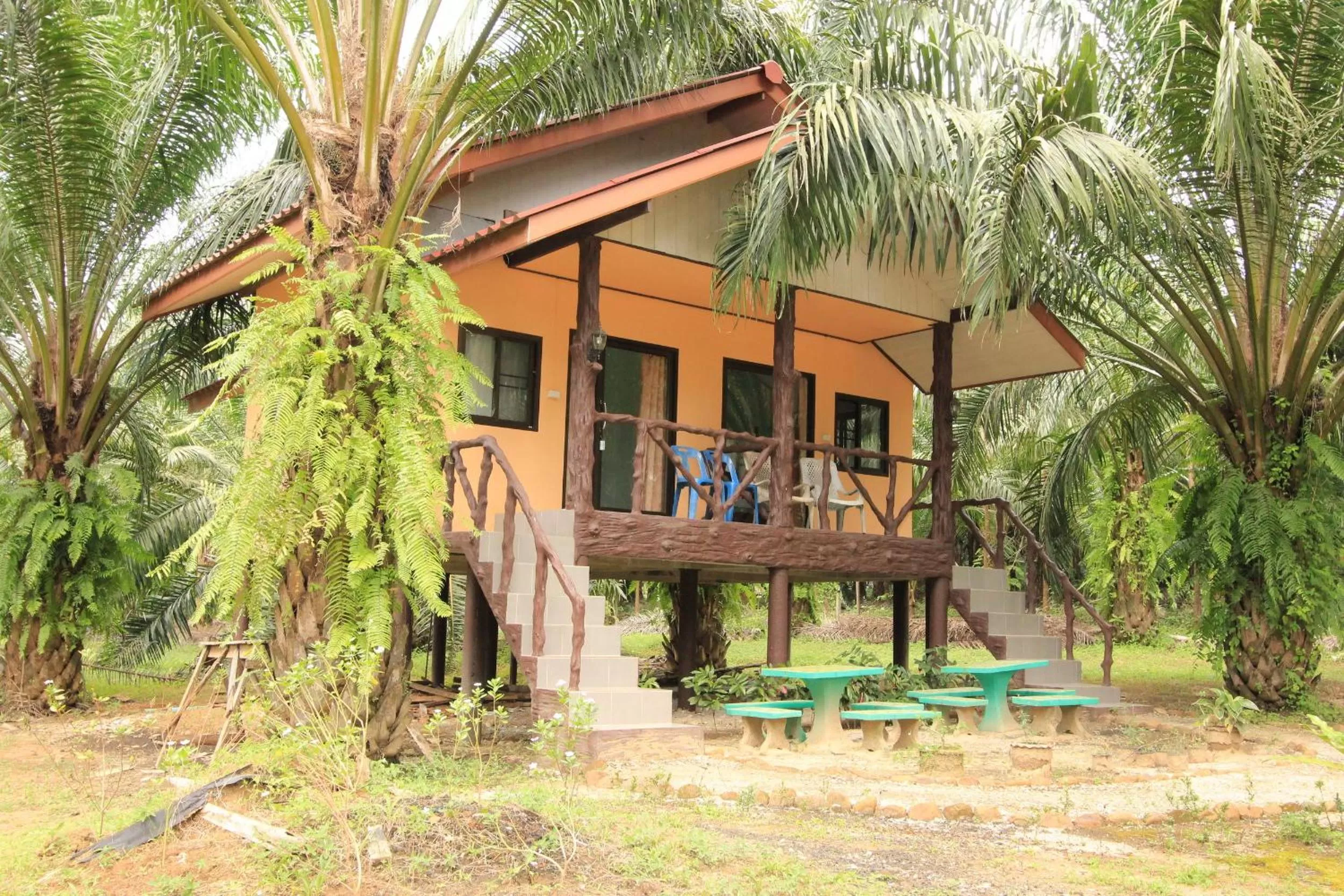 Property building in Khao Sok Palmview Resort
