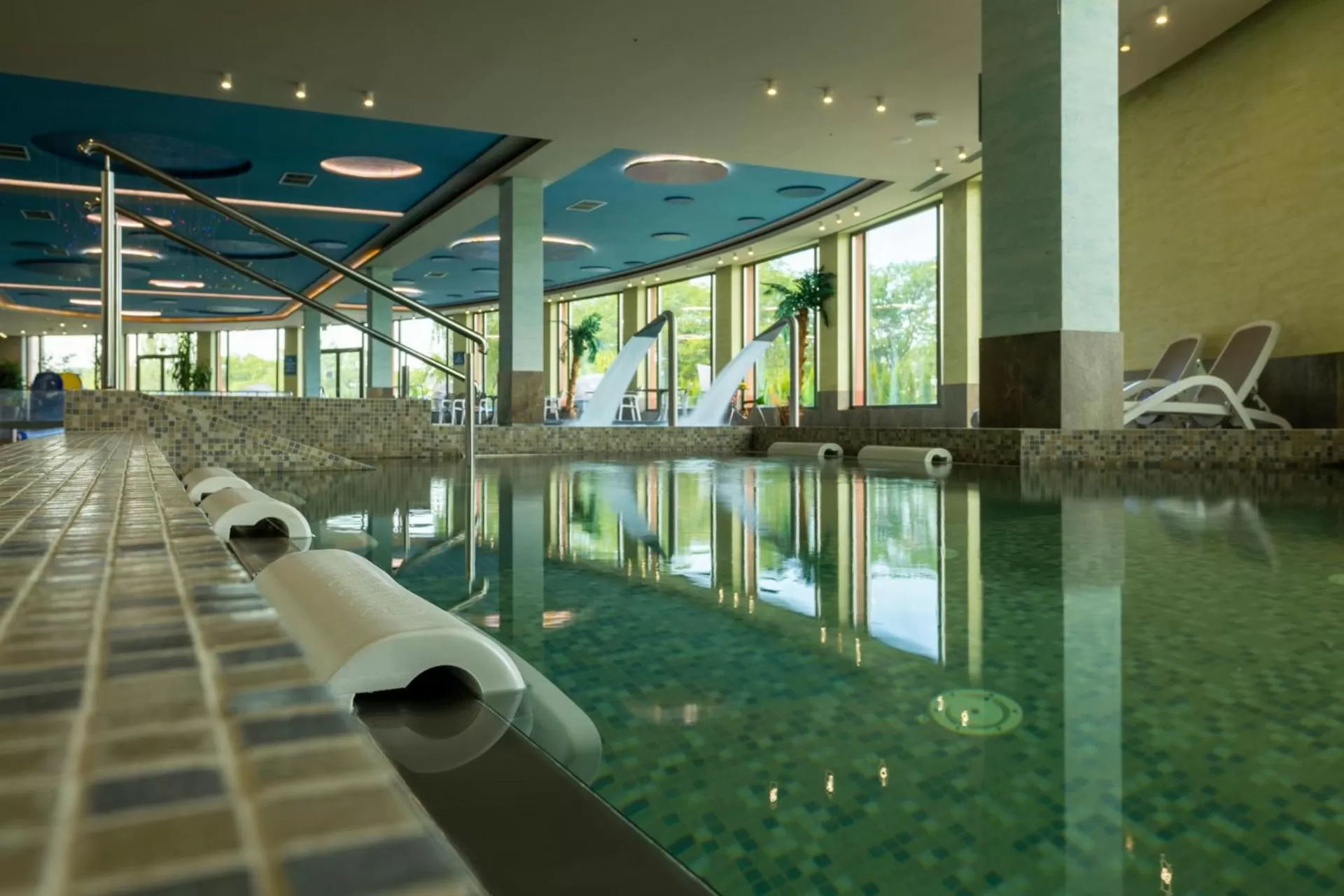 Swimming pool in Terma Słowacki Resort Medical Spa