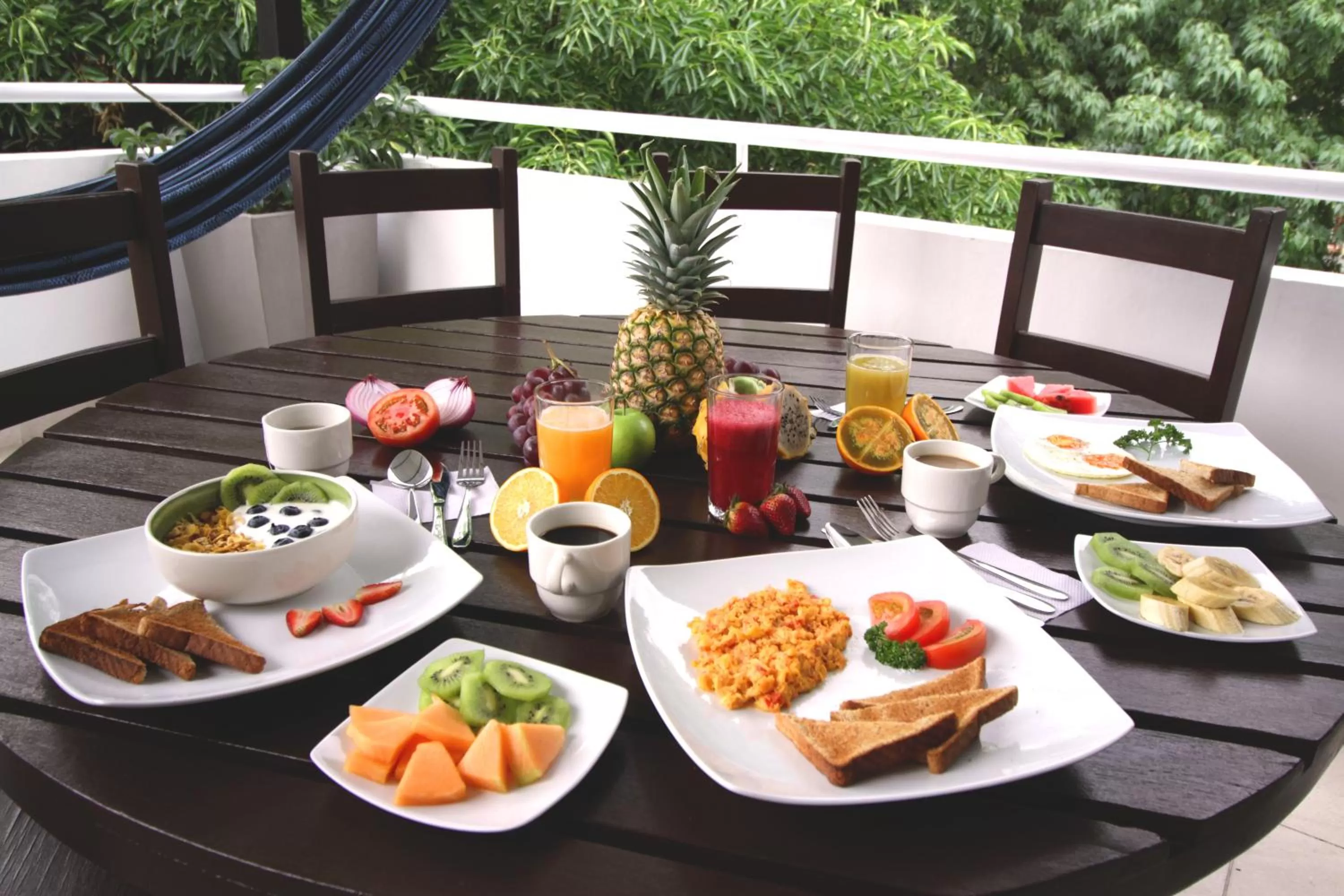 Breakfast in Poblado Guest House