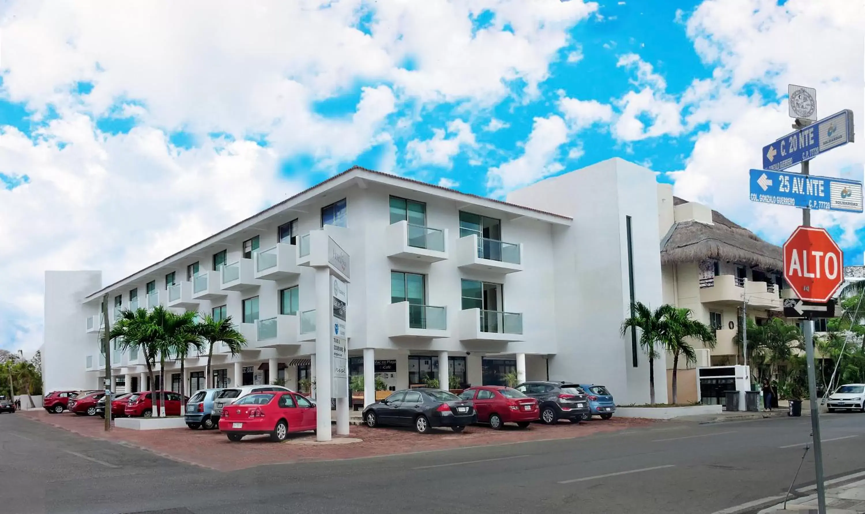 Property Building in Hotel Plaza Playa