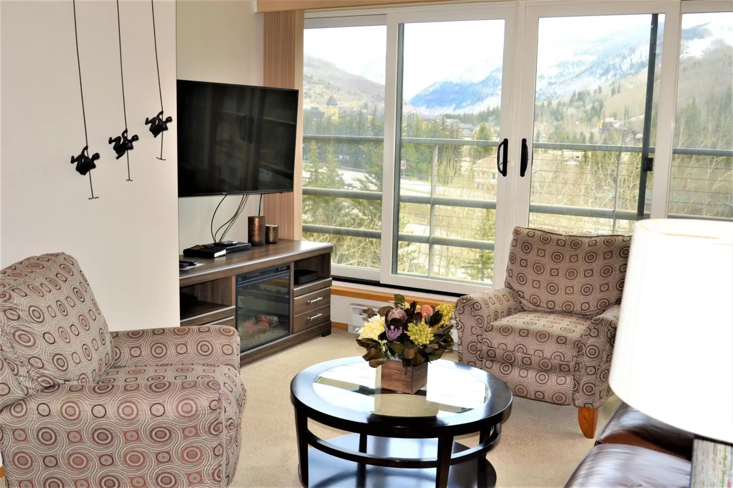 Living room, Seating Area in Simba Run Vail Condominiums