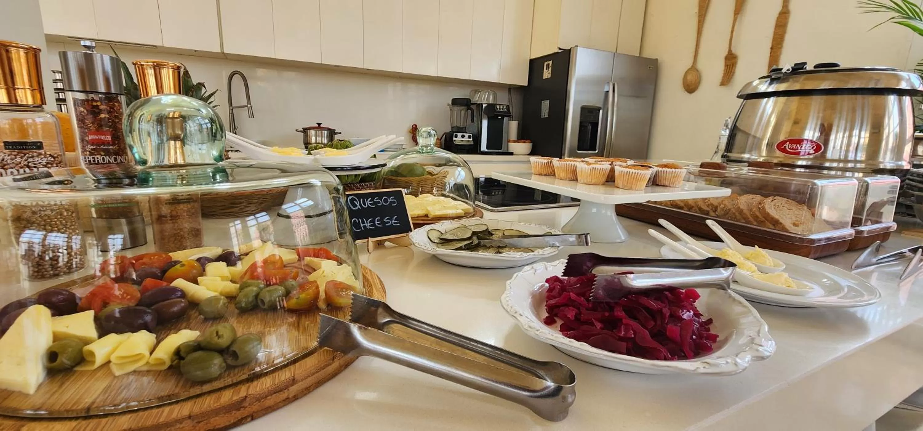 Breakfast in Casa Diluca Cartagena Hotel Boutique