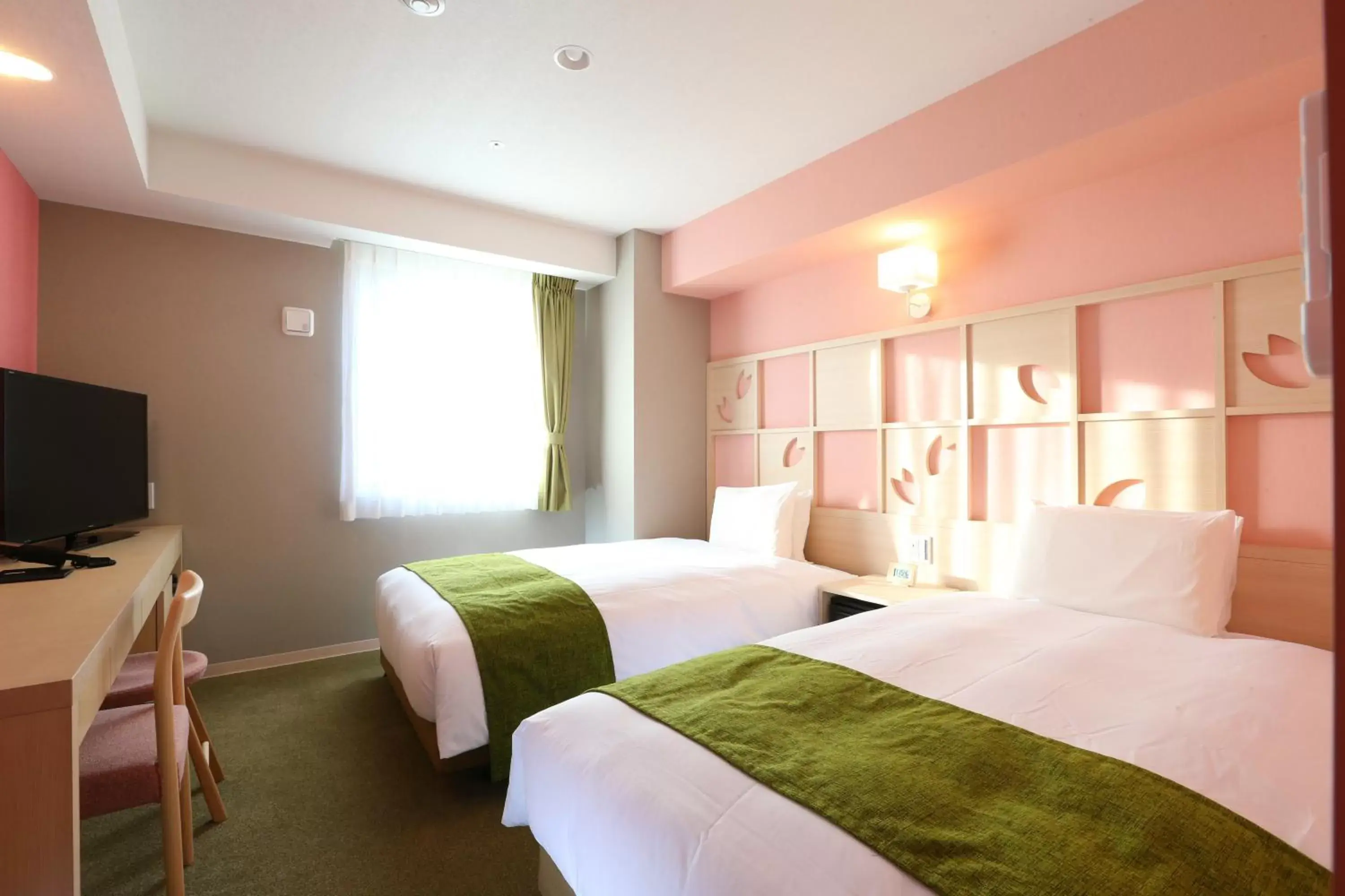 Photo of the whole room, Bed in Hotel Wing International Select Nagoya Sakae