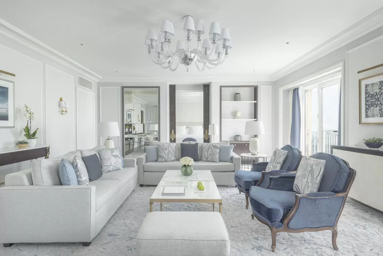 Living room, Seating Area in Four Seasons Hotel Doha