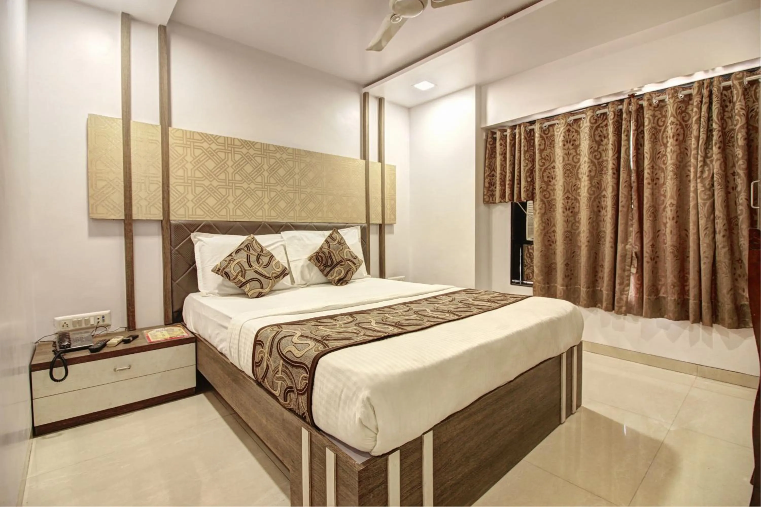 Bed in Hotel City View