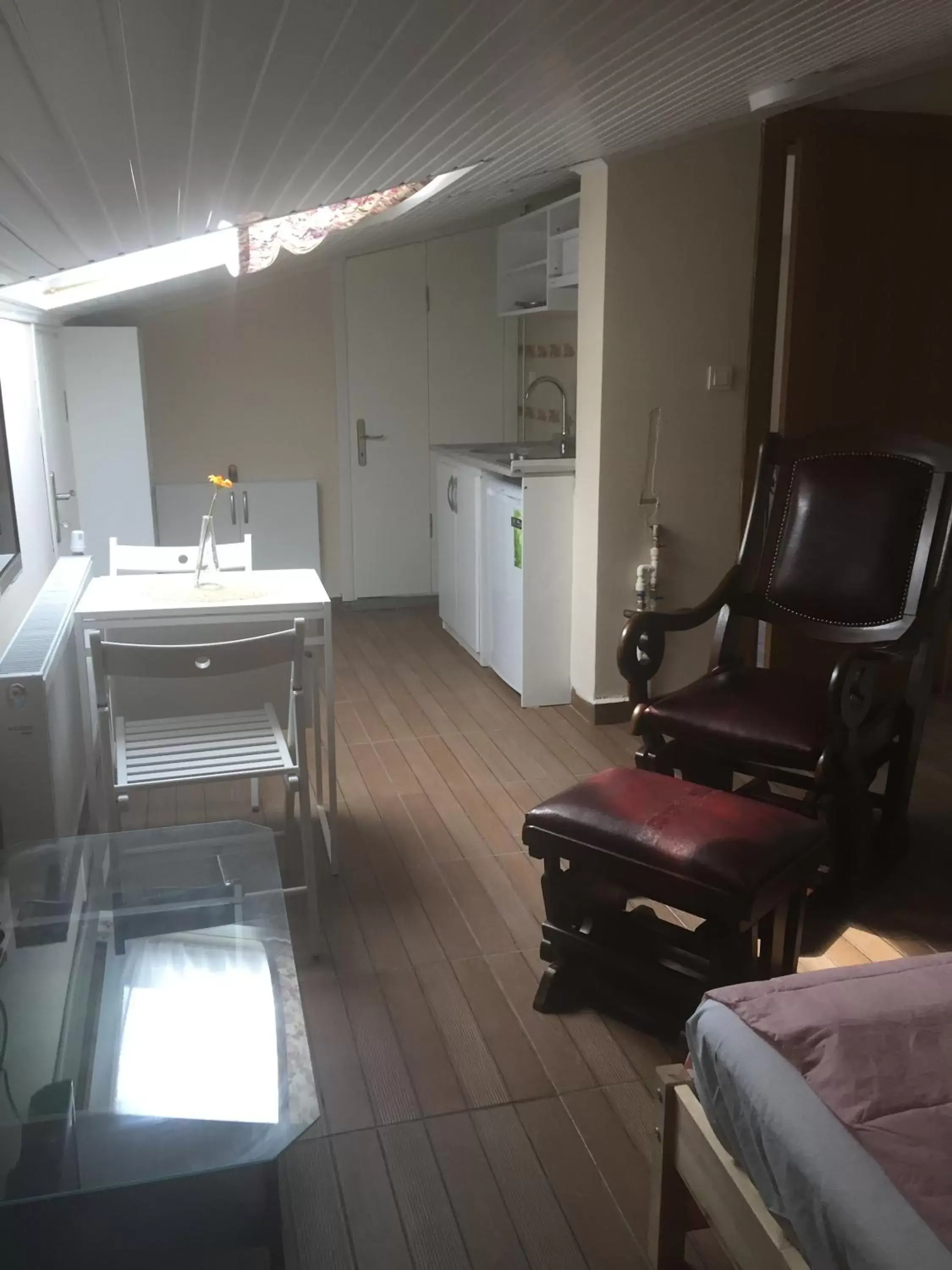 Triple Room with Terrace in Ede Apart Otel Triple Room with Terrace in Ede Apart Otel