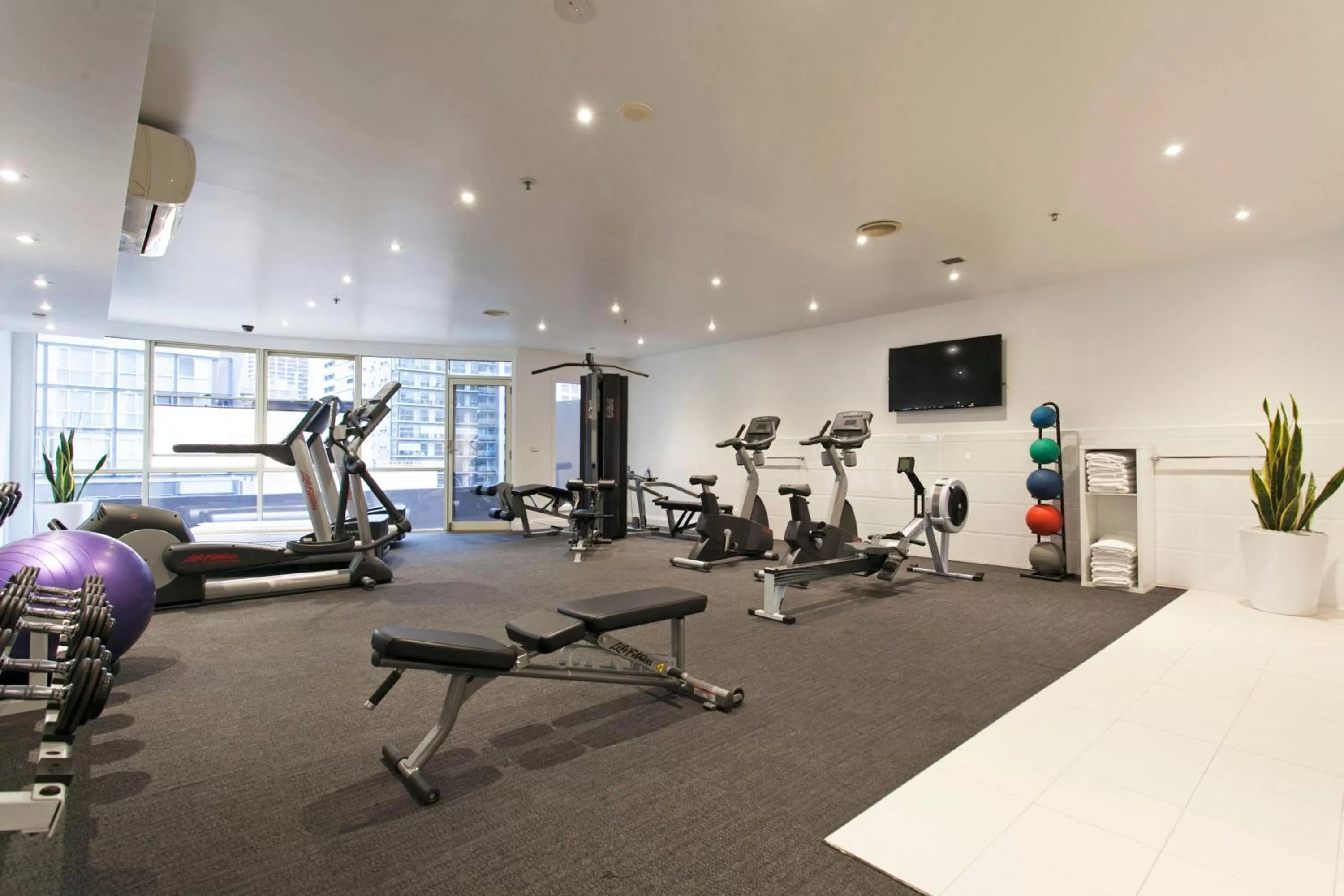 Fitness centre/facilities in Mantra on Little Bourke Melbourne