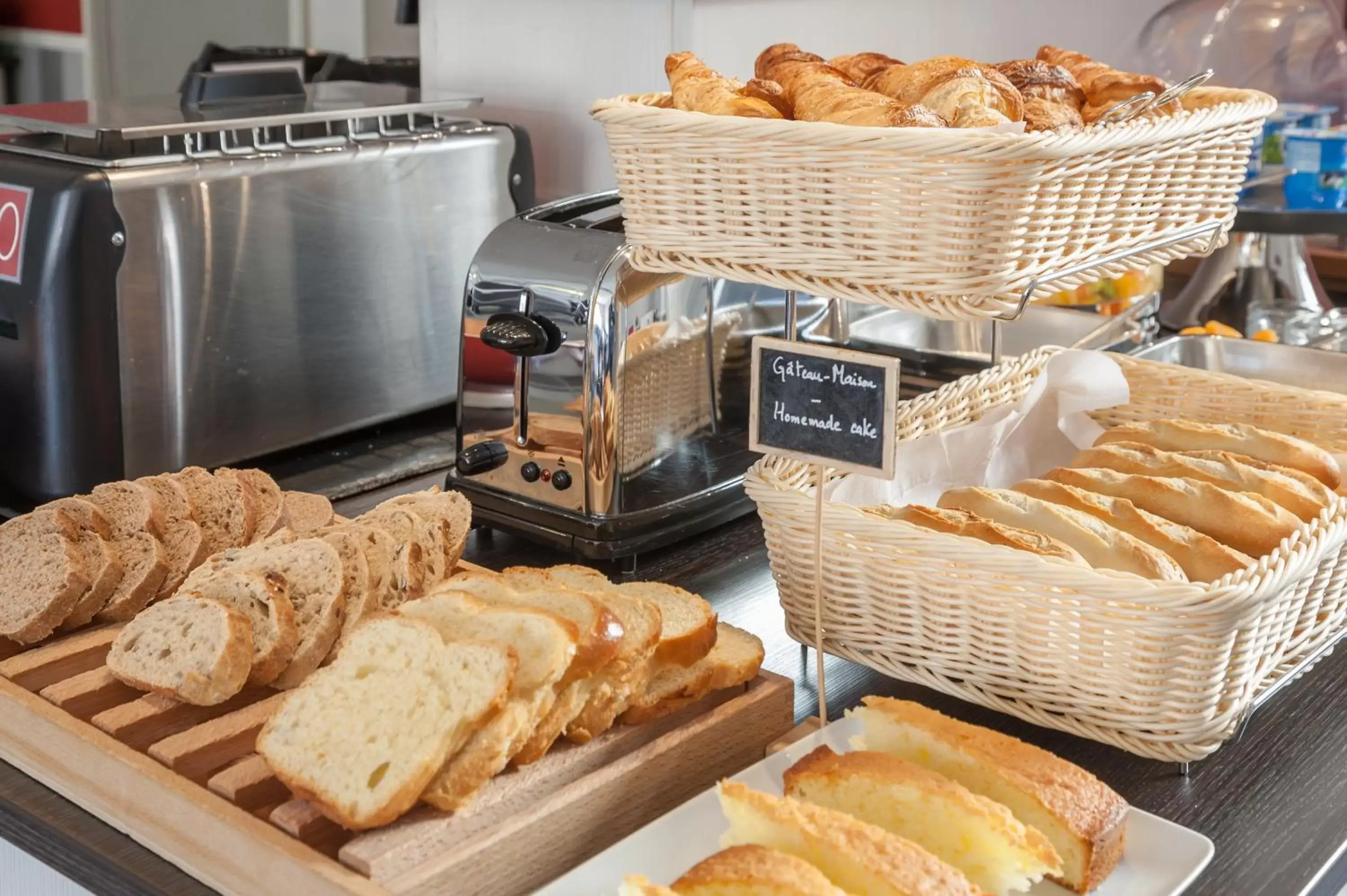 Breakfast, Food in Hotel Le Charleston