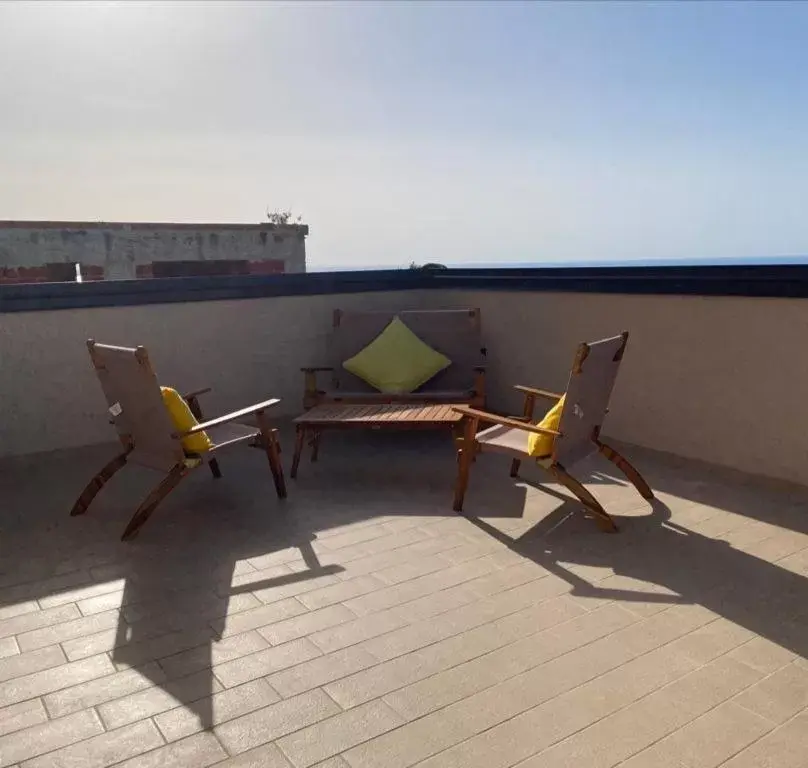 Balcony/Terrace in Nnakkara Guest House