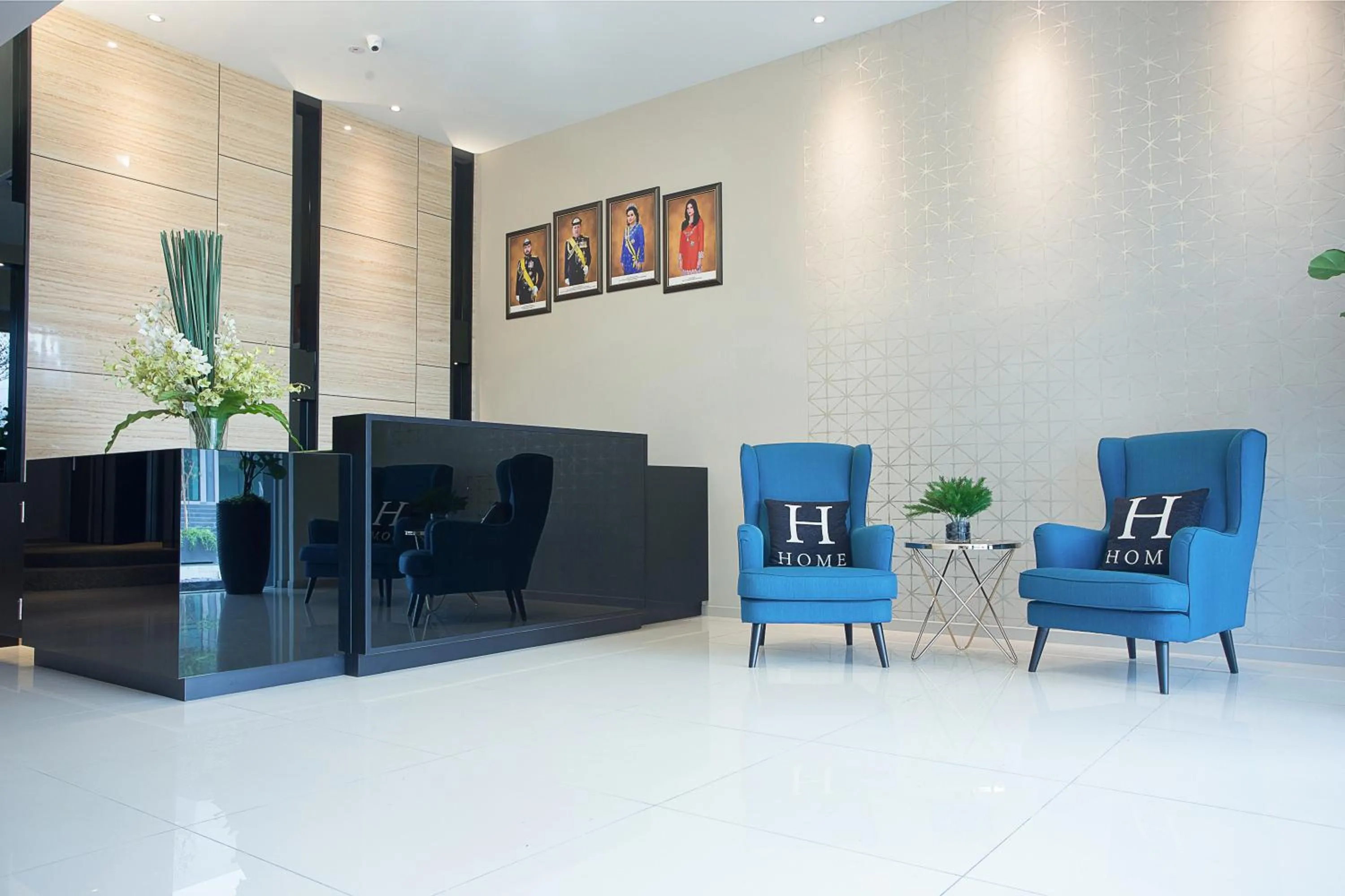 Lobby or reception in The Square Hotel