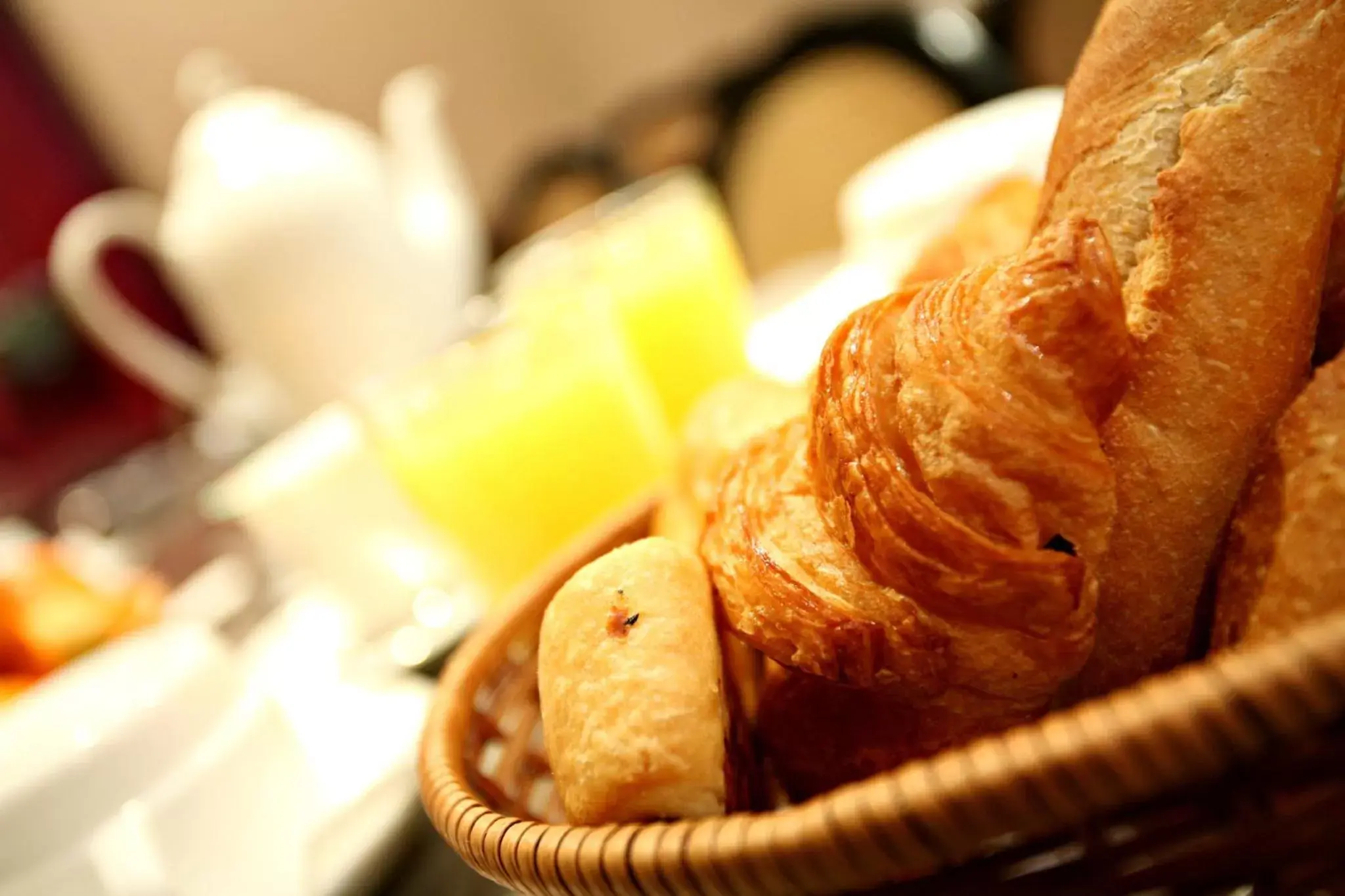 Continental breakfast, Food in Hotel Beauvoir