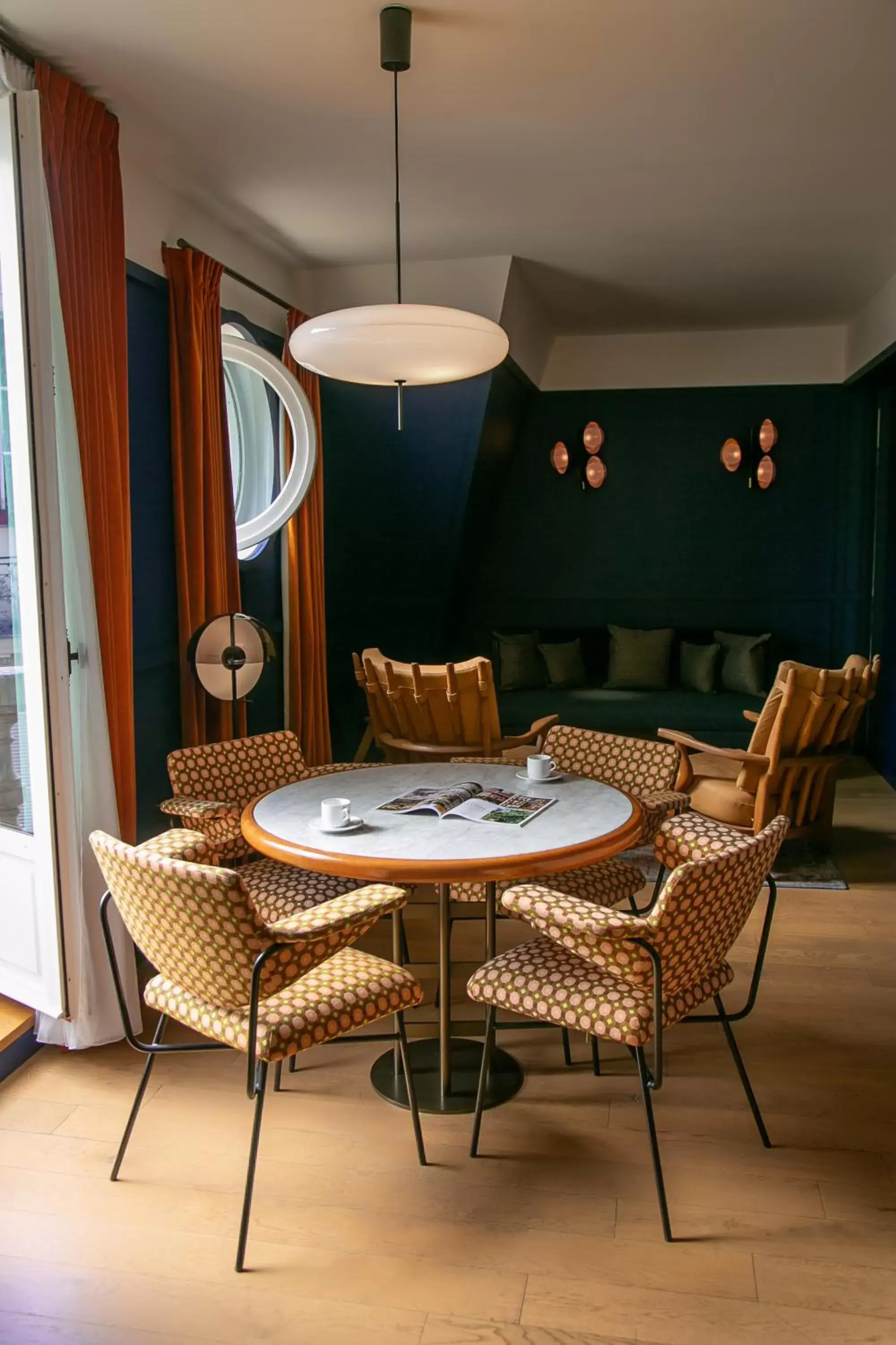Dining Area in Hôtel Le Ballu