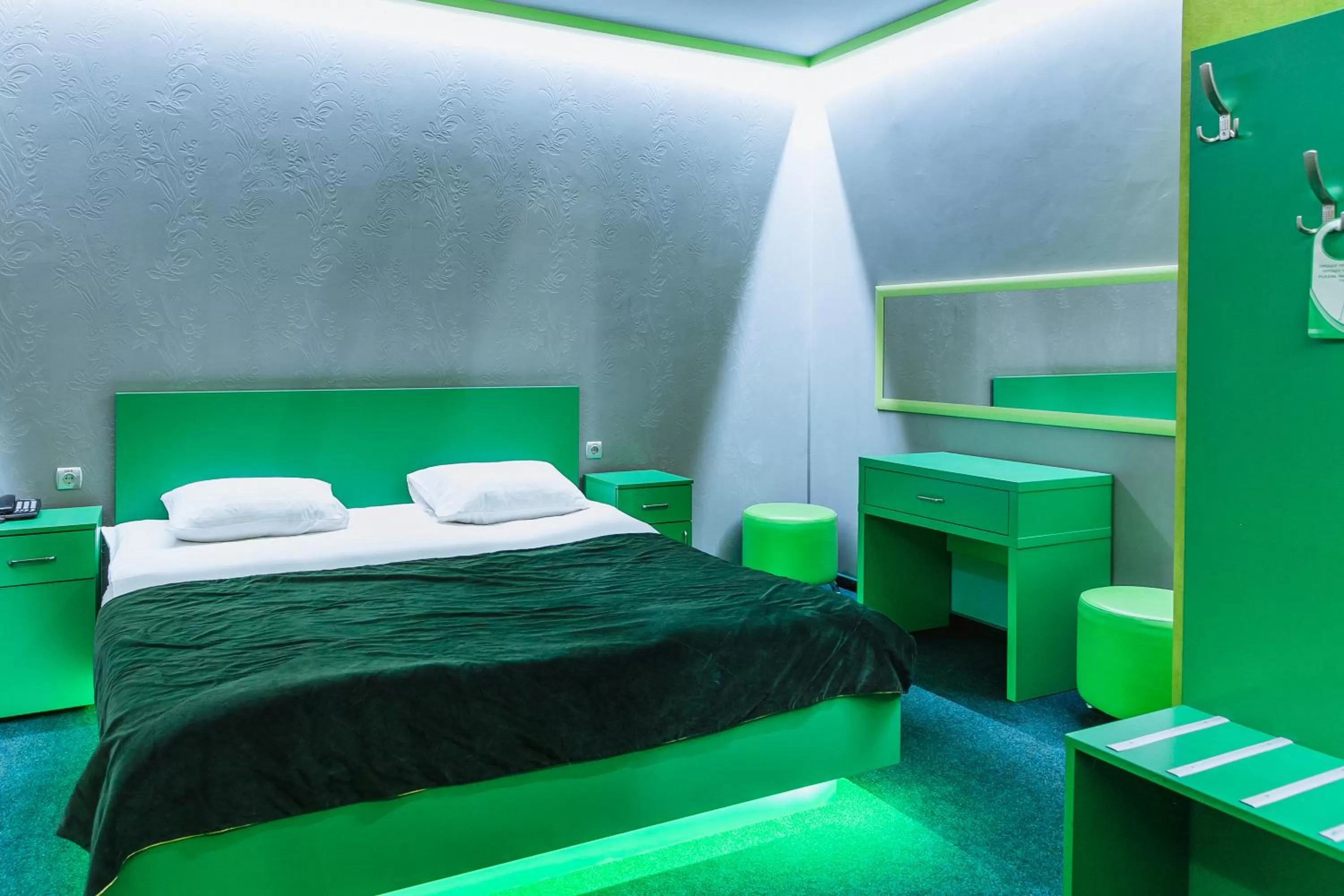 Bedroom, Bed in Viktoriya Family Hotel Restaurant complex