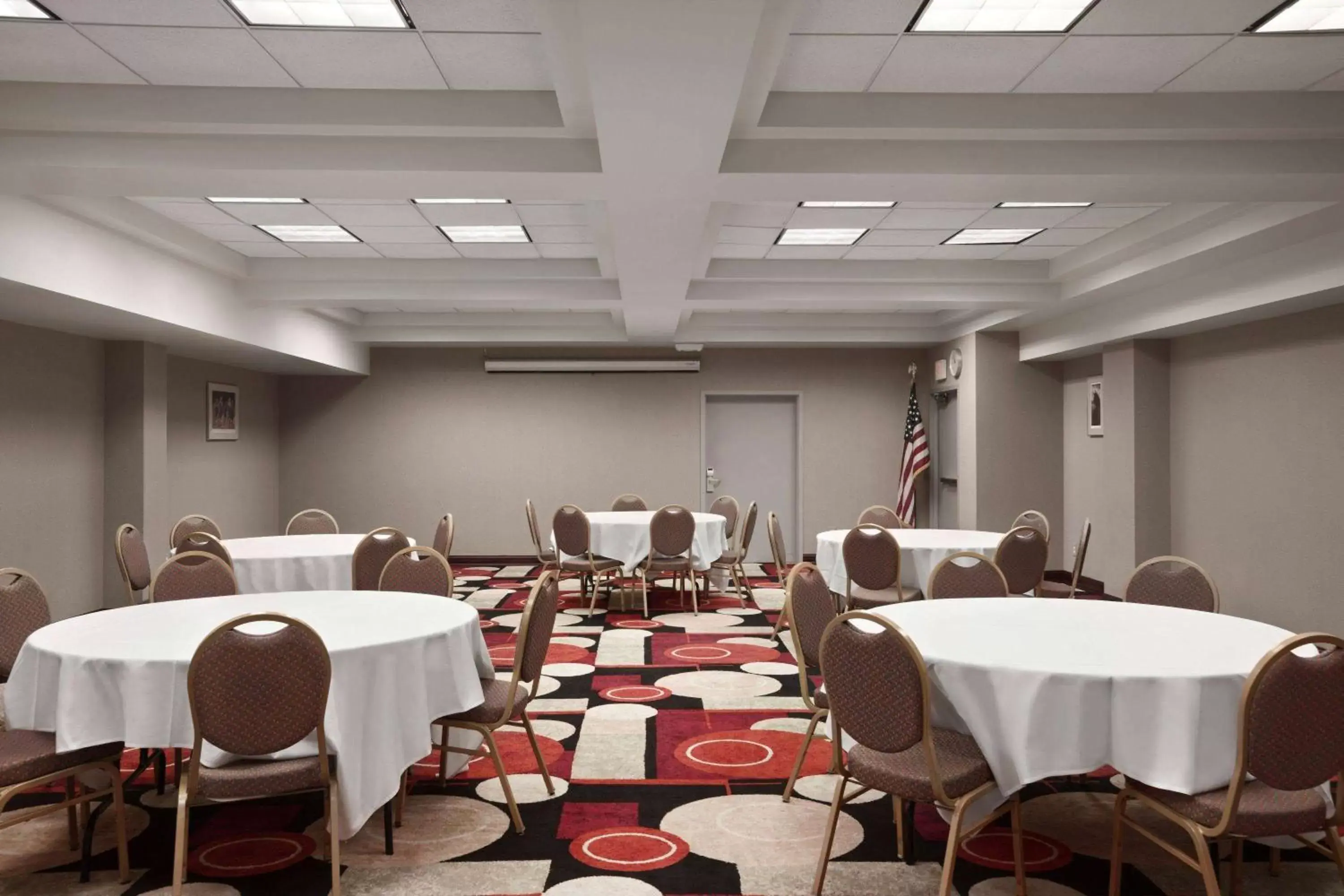 Meeting/conference room, Banquet Facilities in Days Inn & Suites by Wyndham Albany