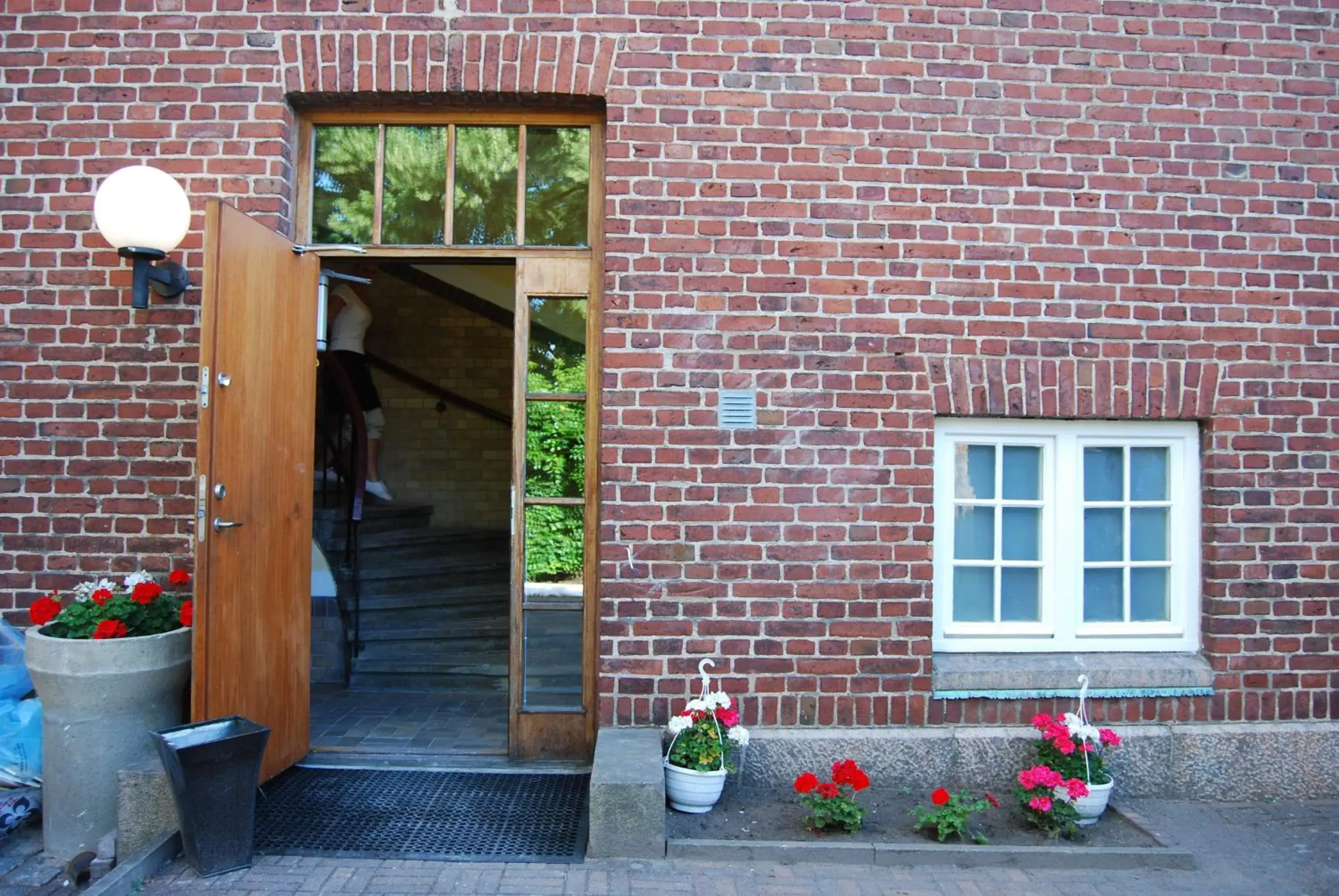 Facade/entrance in Halmstad Hotell & Vandrarhem Kaptenshamn