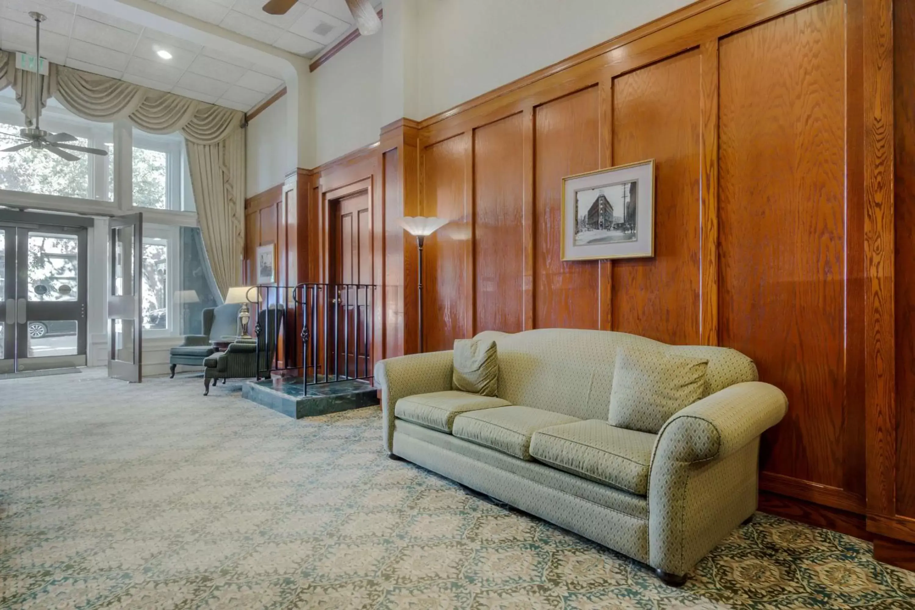 Lobby or reception, Seating Area in Best Western Plus Pioneer Square Hotel Downtown