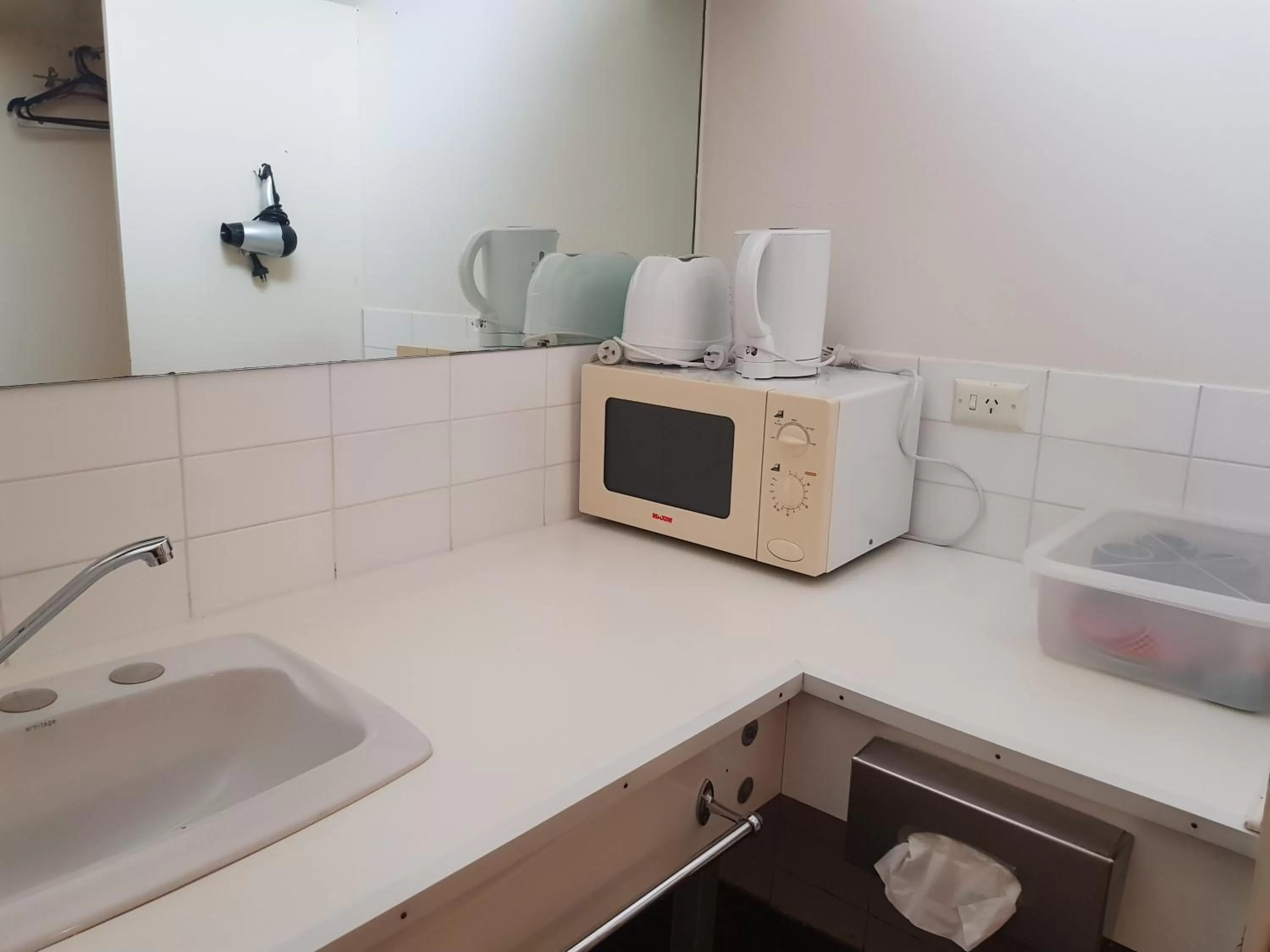 Budget Double or Twin Room in Cobb Inlander Motel