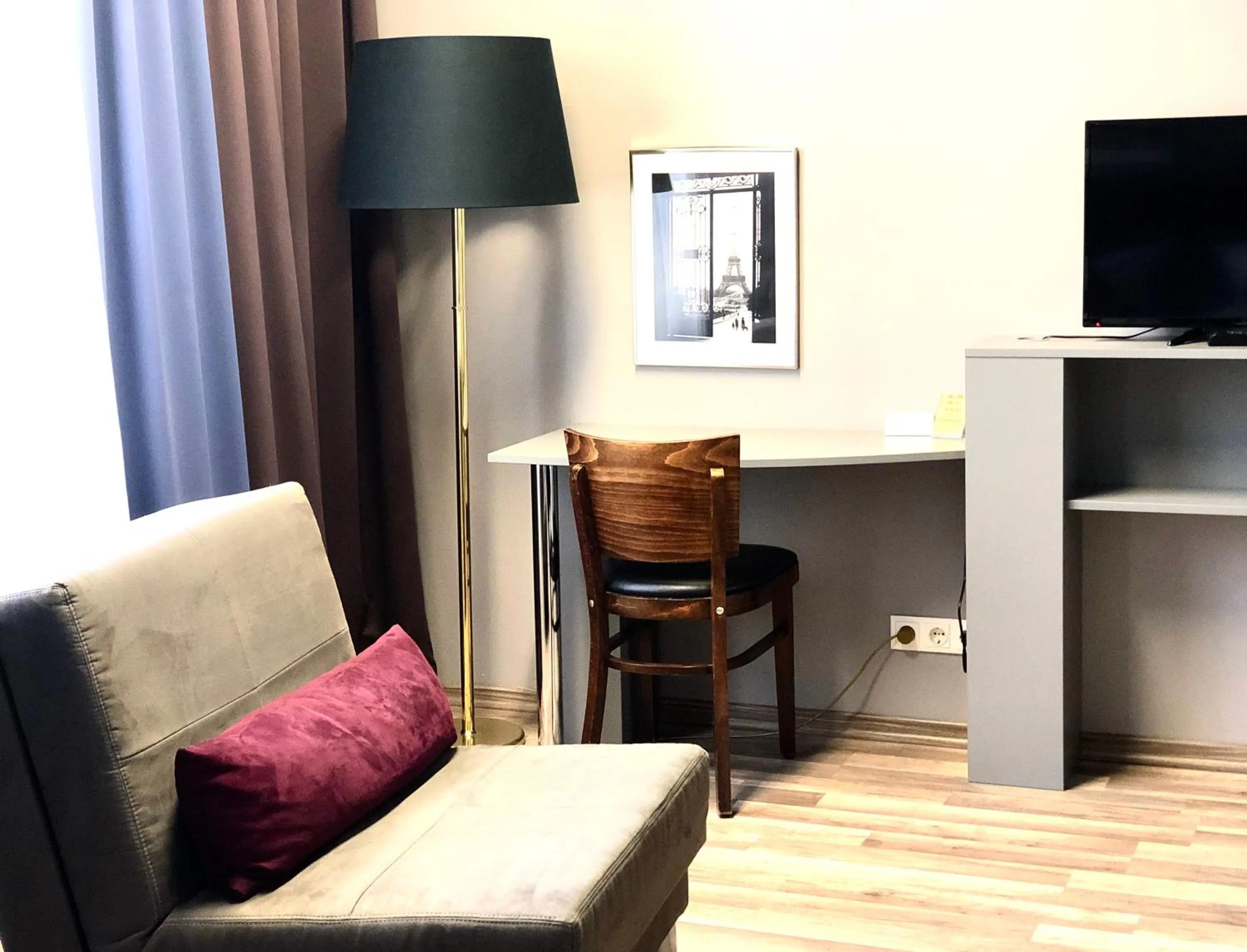 Photo of the whole room in Hotel Arena Inn - Berlin Mitte