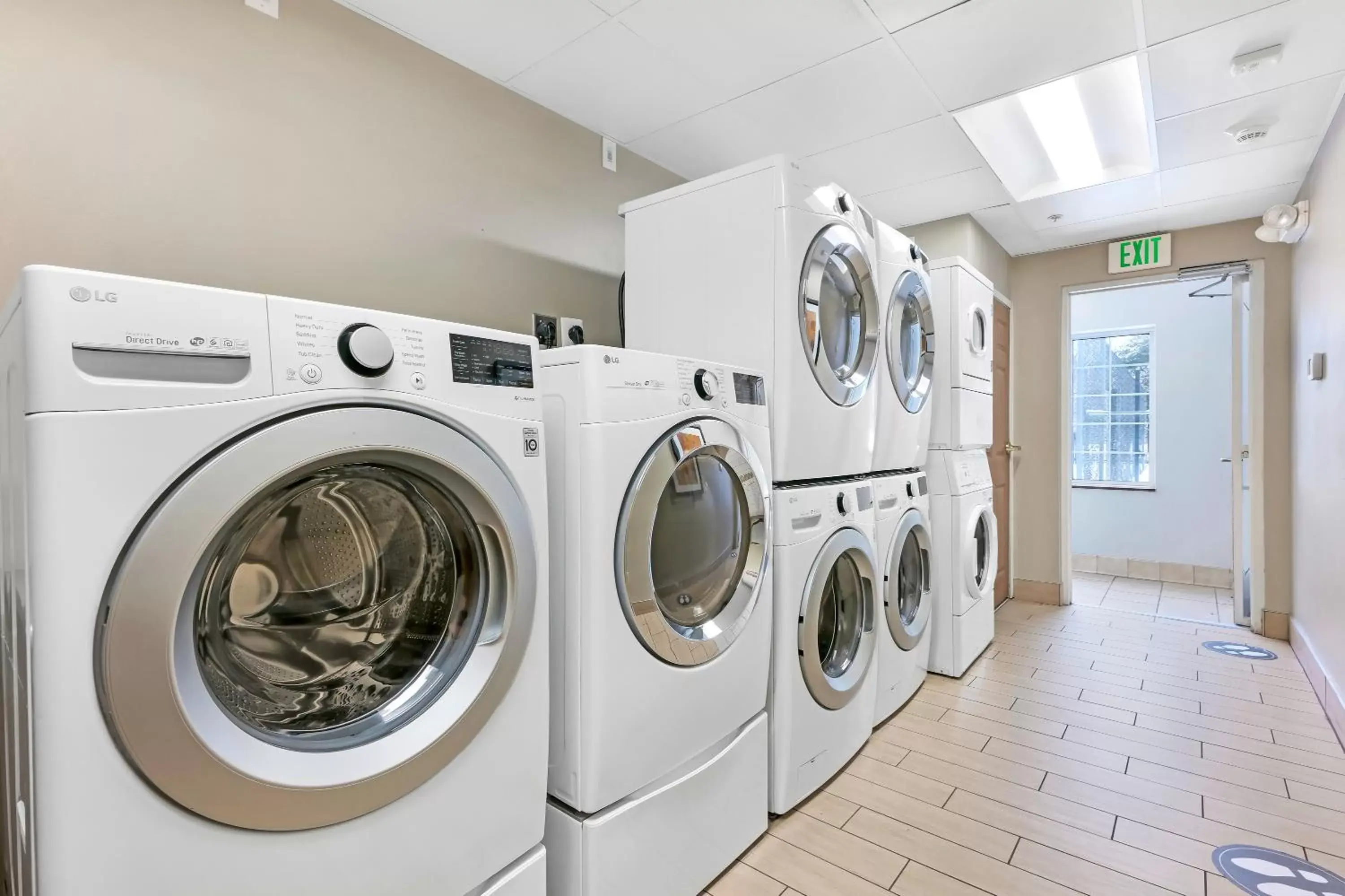 laundry in Staybridge Suites-Philadelphia/Mount Laurel, an IHG Hotel