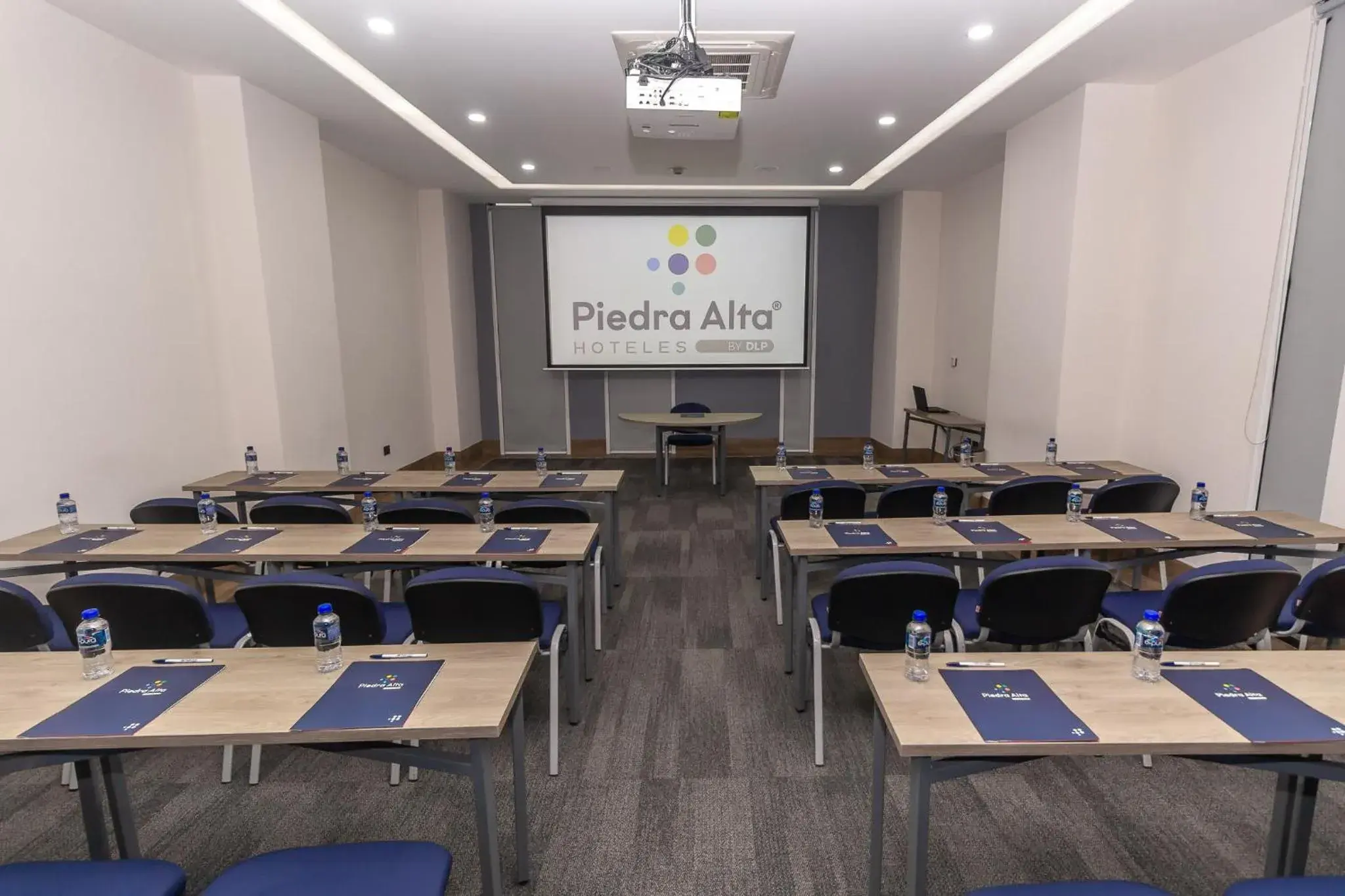 Meeting/conference room in Hoteles Piedra Alta by De Los Perez