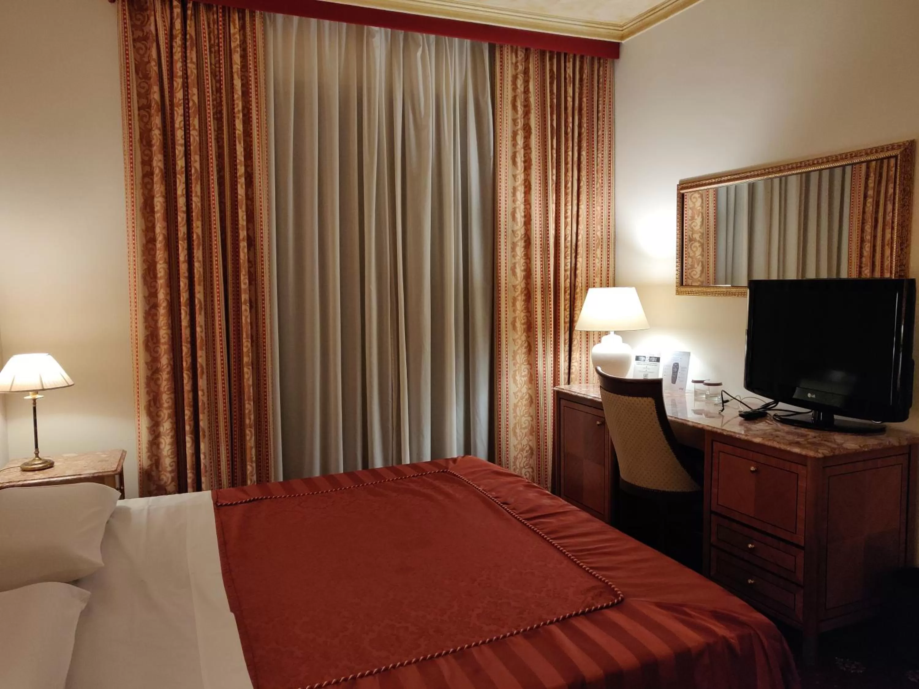 Bedroom in Parco dei Principi Hotel - Wedding & Events