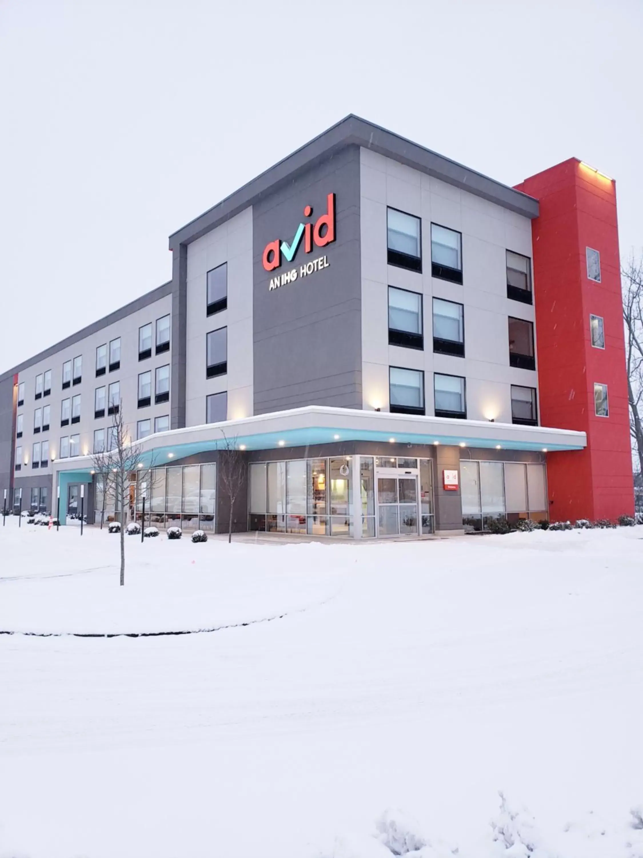 Property building in Avid Hotels - Cincinnati N - West Chester, an IHG Hotel