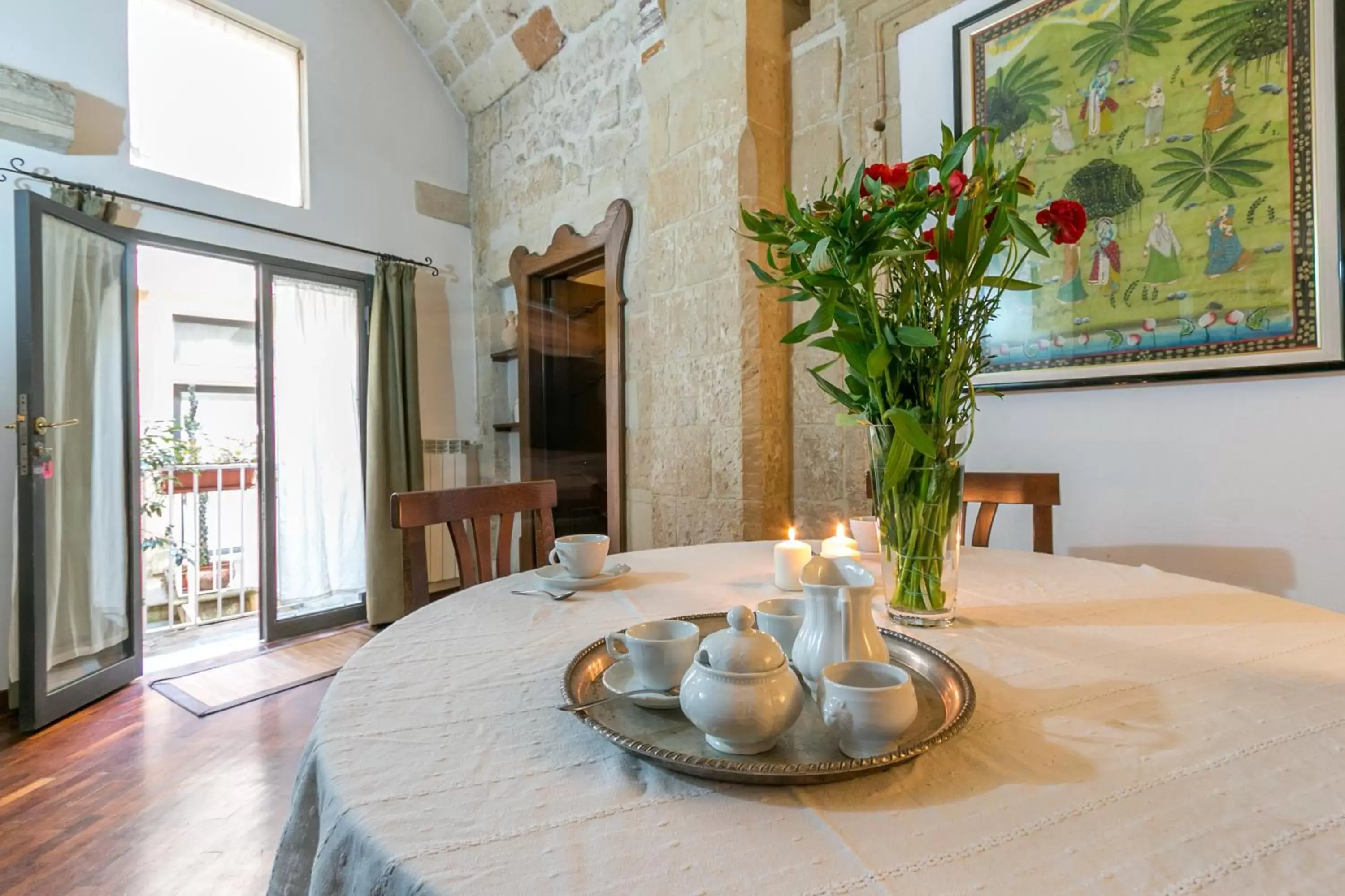 Dining area in Chiesa Greca - SIT Rooms & Apartments