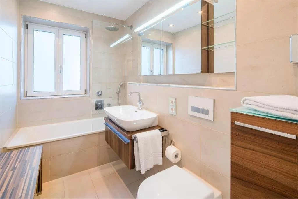 Bathroom in Hotel Am Nockherberg